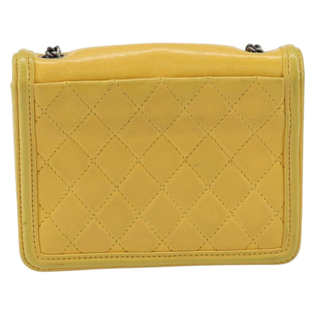 Chanel Boy Brick Flap Bag Lambskin And Plexiglass Yellow Leather Clutche & Pouche Bag (Pre-Owned)