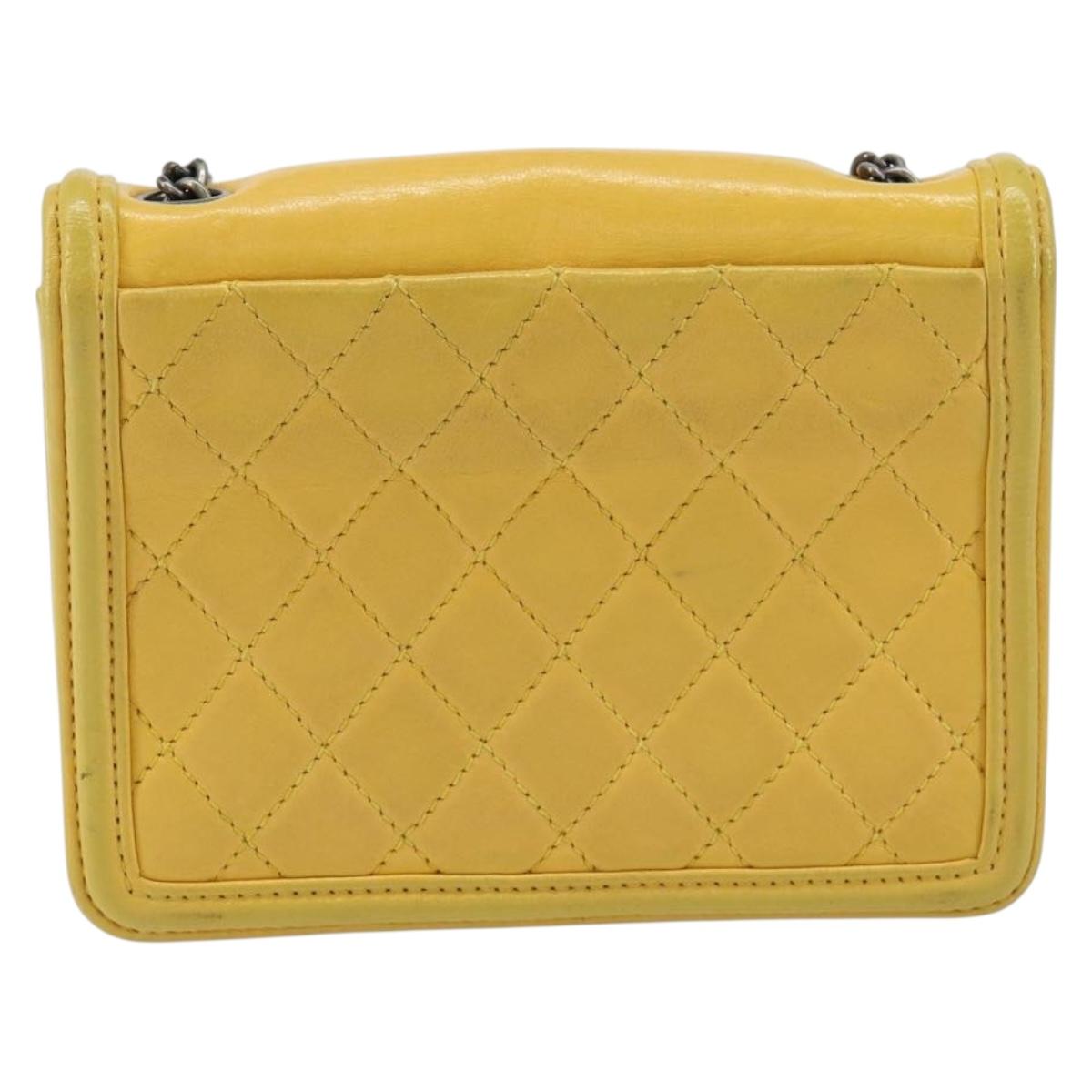 Chanel Boy Brick Flap Bag Lambskin And Plexiglass Yellow Leather Clutche & Pouche Bag (Pre-Owned)