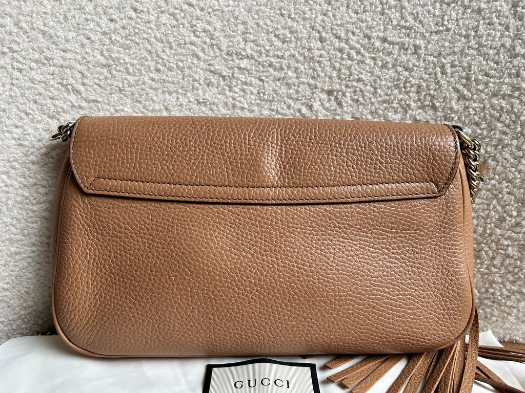 Gucci Beige Soho Chain Crossbody Flap Bag