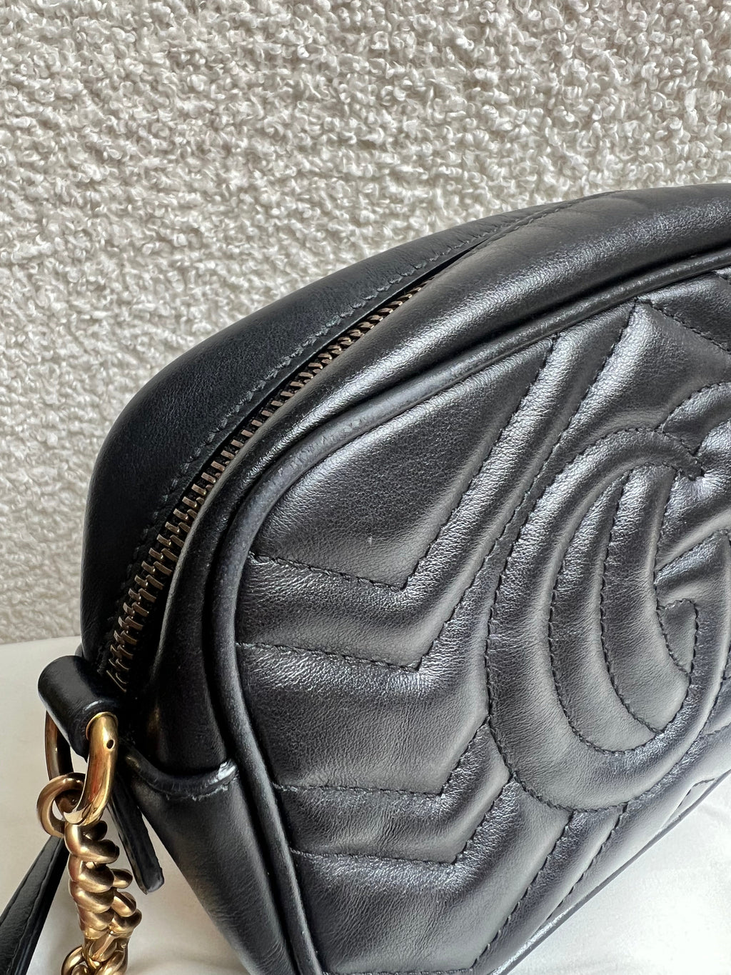 Gucci GG Black Marmont Mini Shoulder Bag (RRP £1,360)
