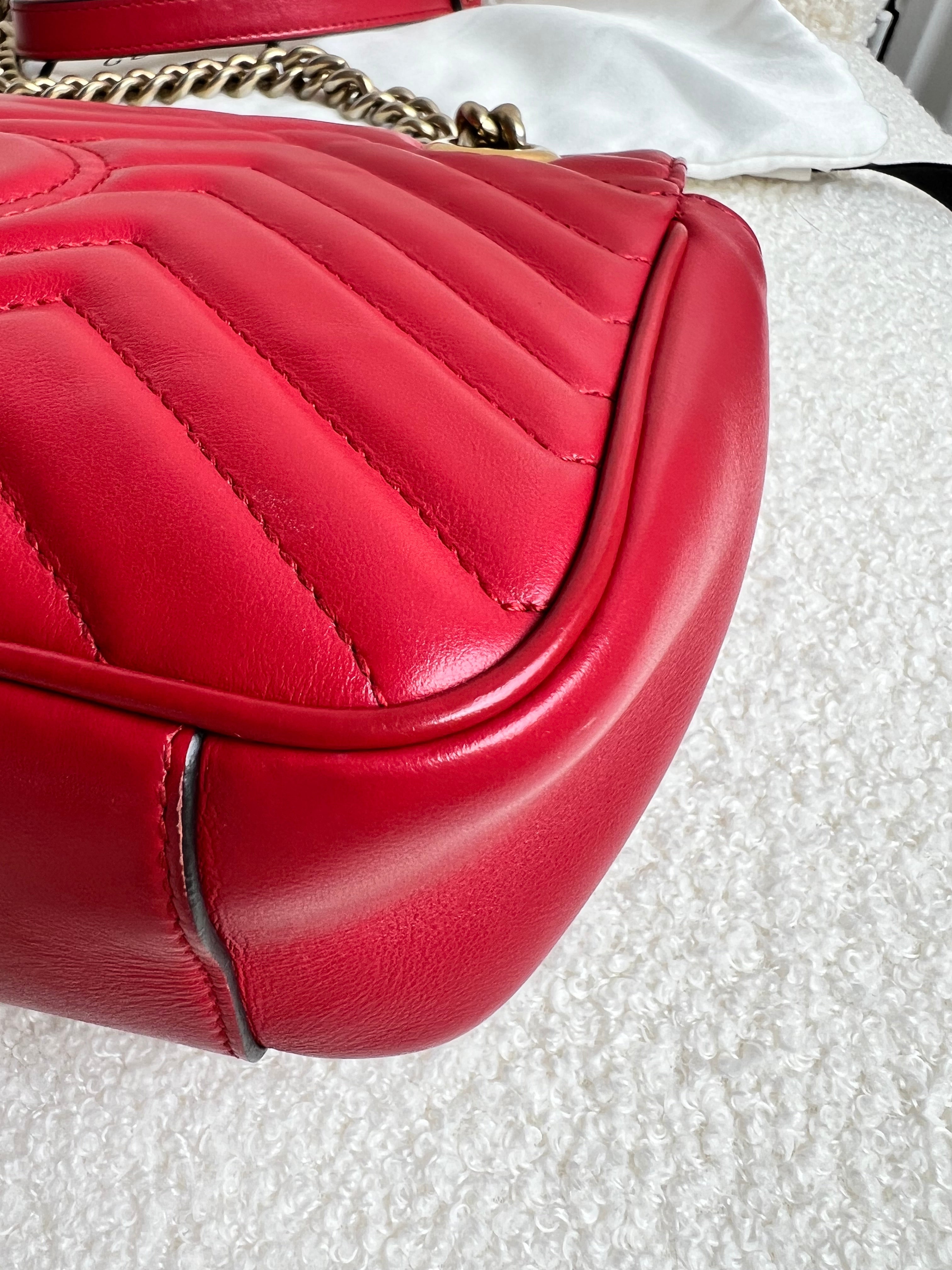 Gucci GG Hibiscus Red Marmont Small Shoulder Bag (RRP £2,070)