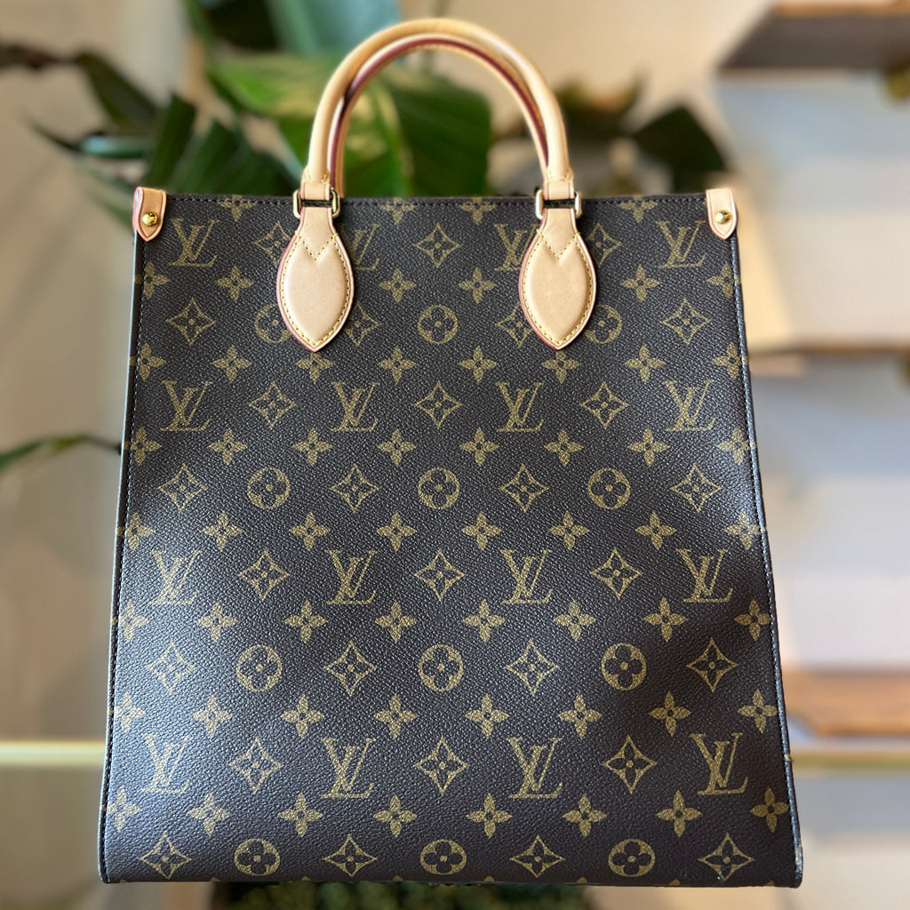 LOUIS VUITTON Monogram Sac Plat NM