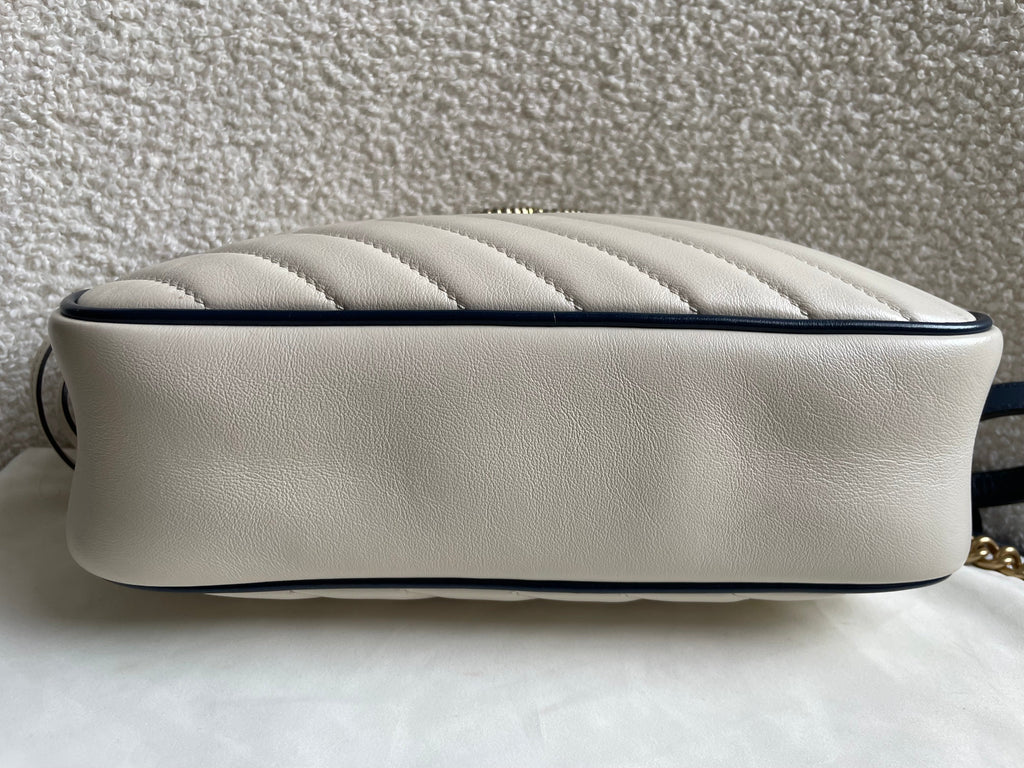 Gucci Torchon GG White Marmont Small Shoulder Bag