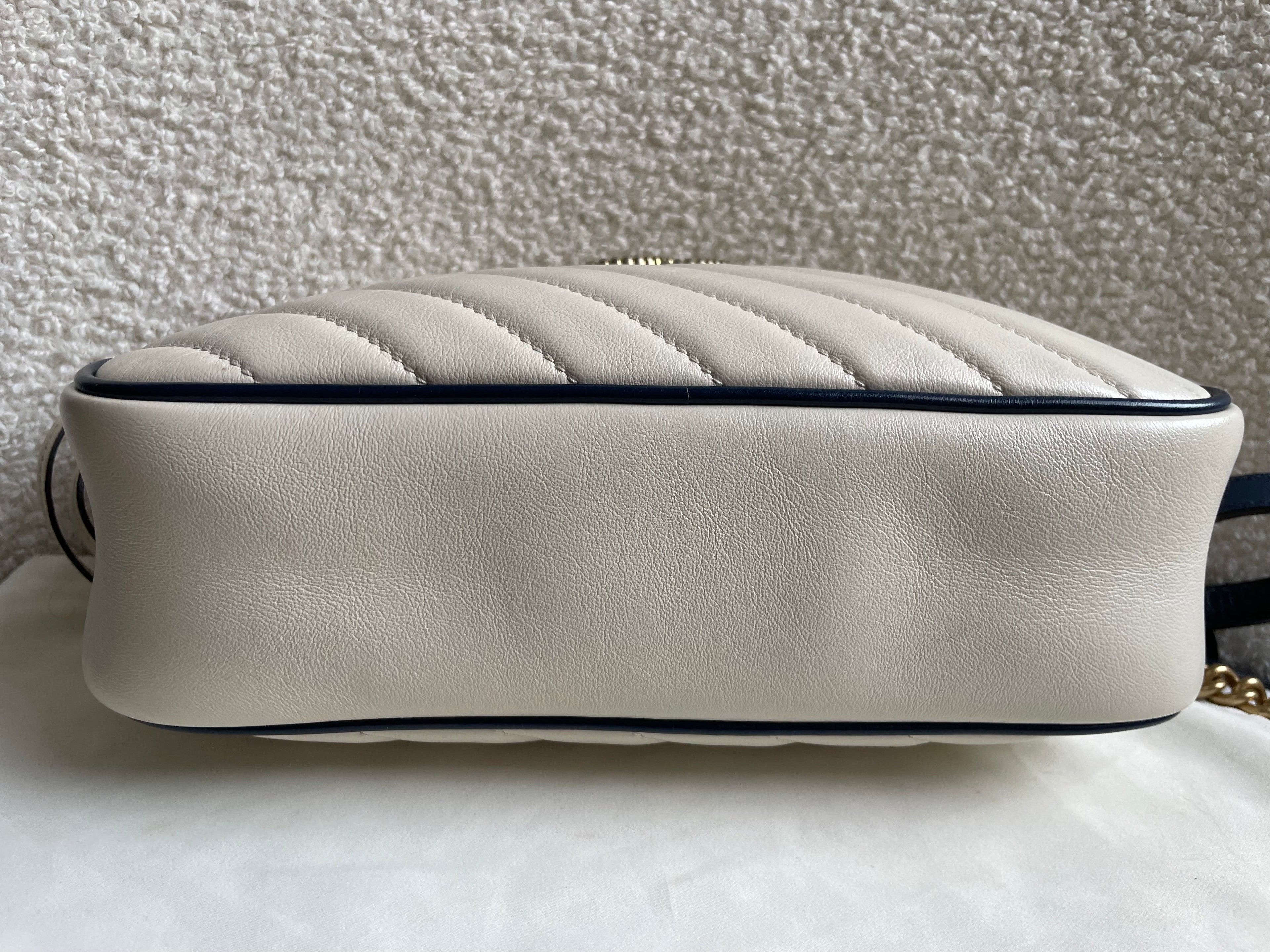 Gucci Torchon GG White Marmont Small Shoulder Bag