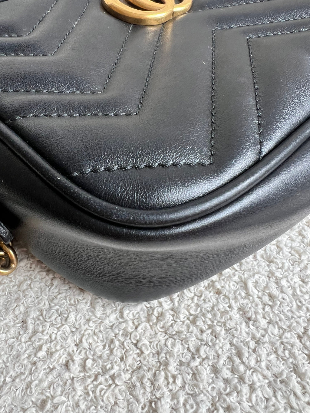 Gucci GG Black Marmont Mini Shoulder Bag (RRP £1,360)