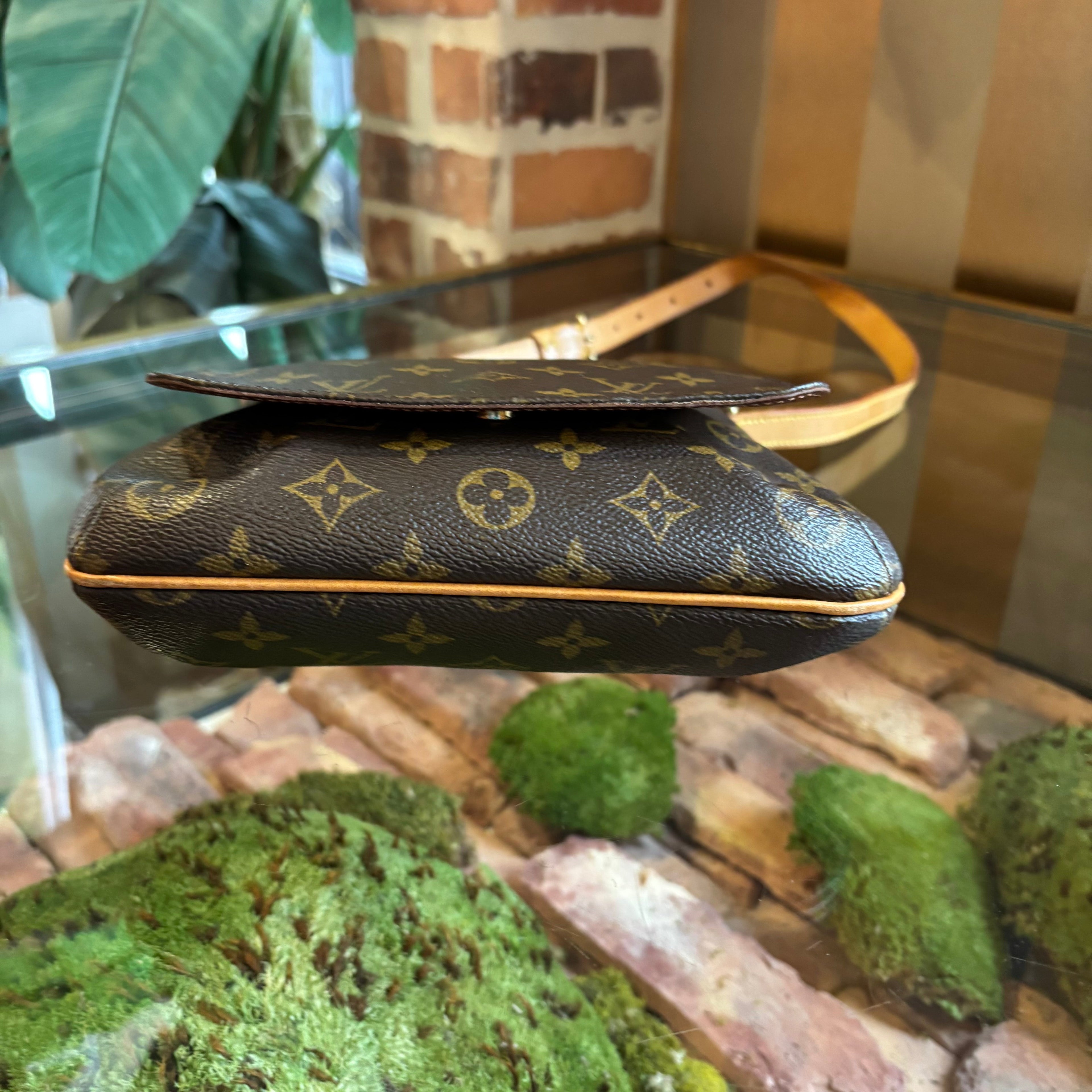 LOUIS VUITTON Musette Salsa PM Shoulder Bag