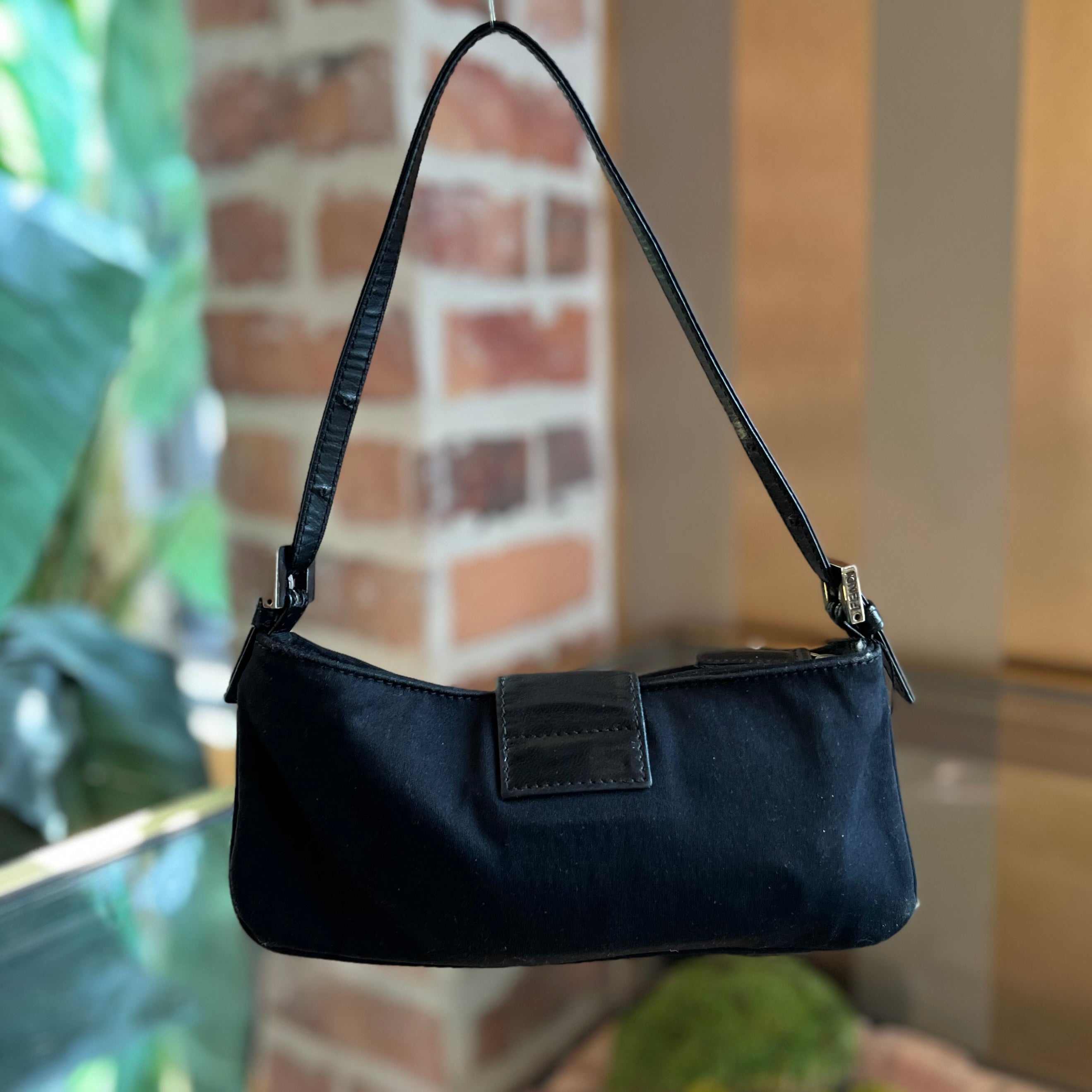 FENDI Black Nylon Vintage Shoulder Bag