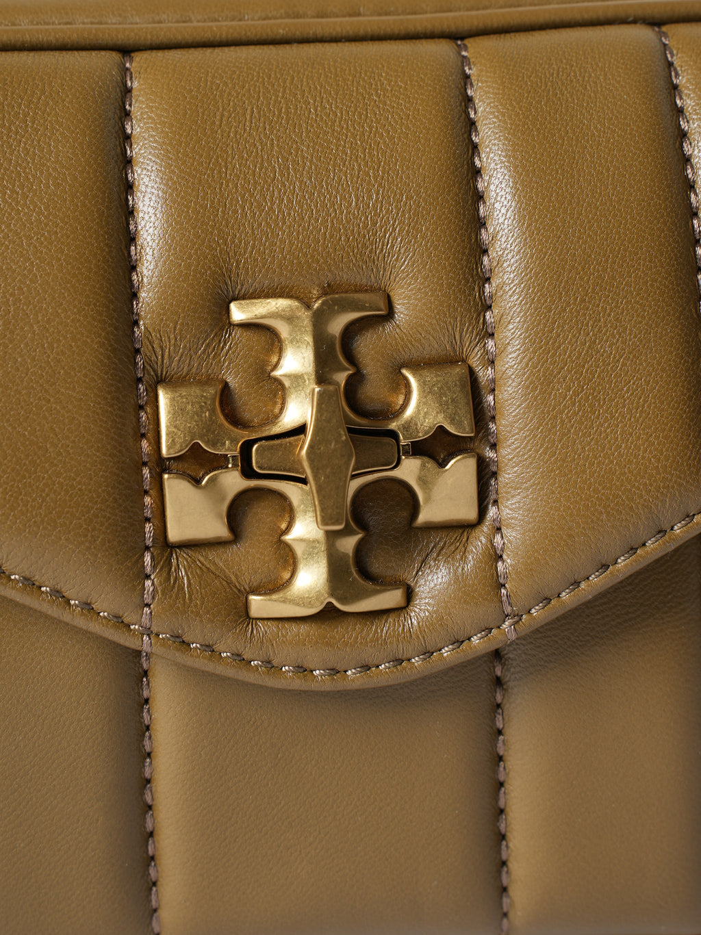 *New* Tory Burch Kira Quilted Camera Bag
