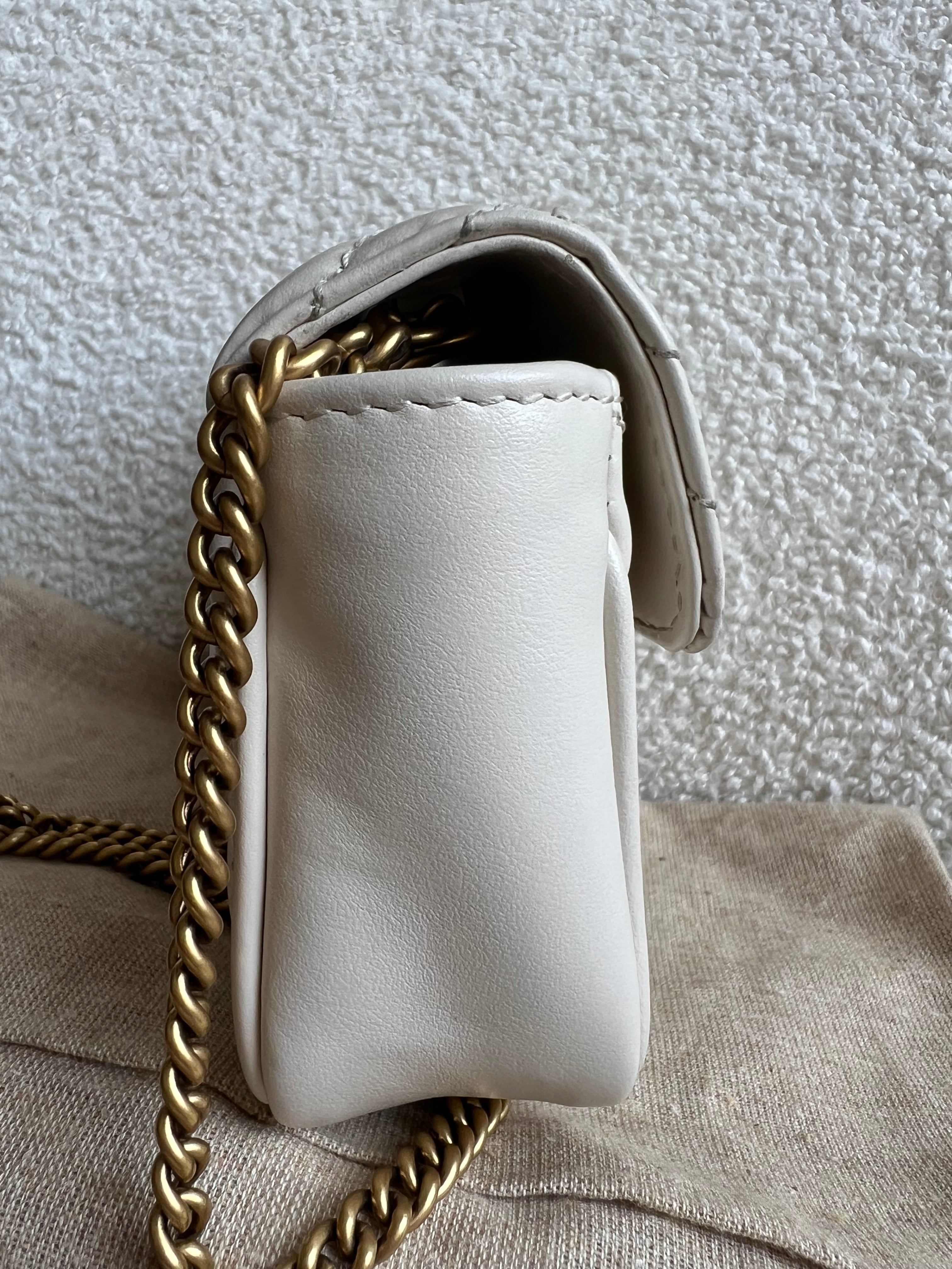 Gucci GG White Marmont Super Mini Shoulder Bag (RRP £985)