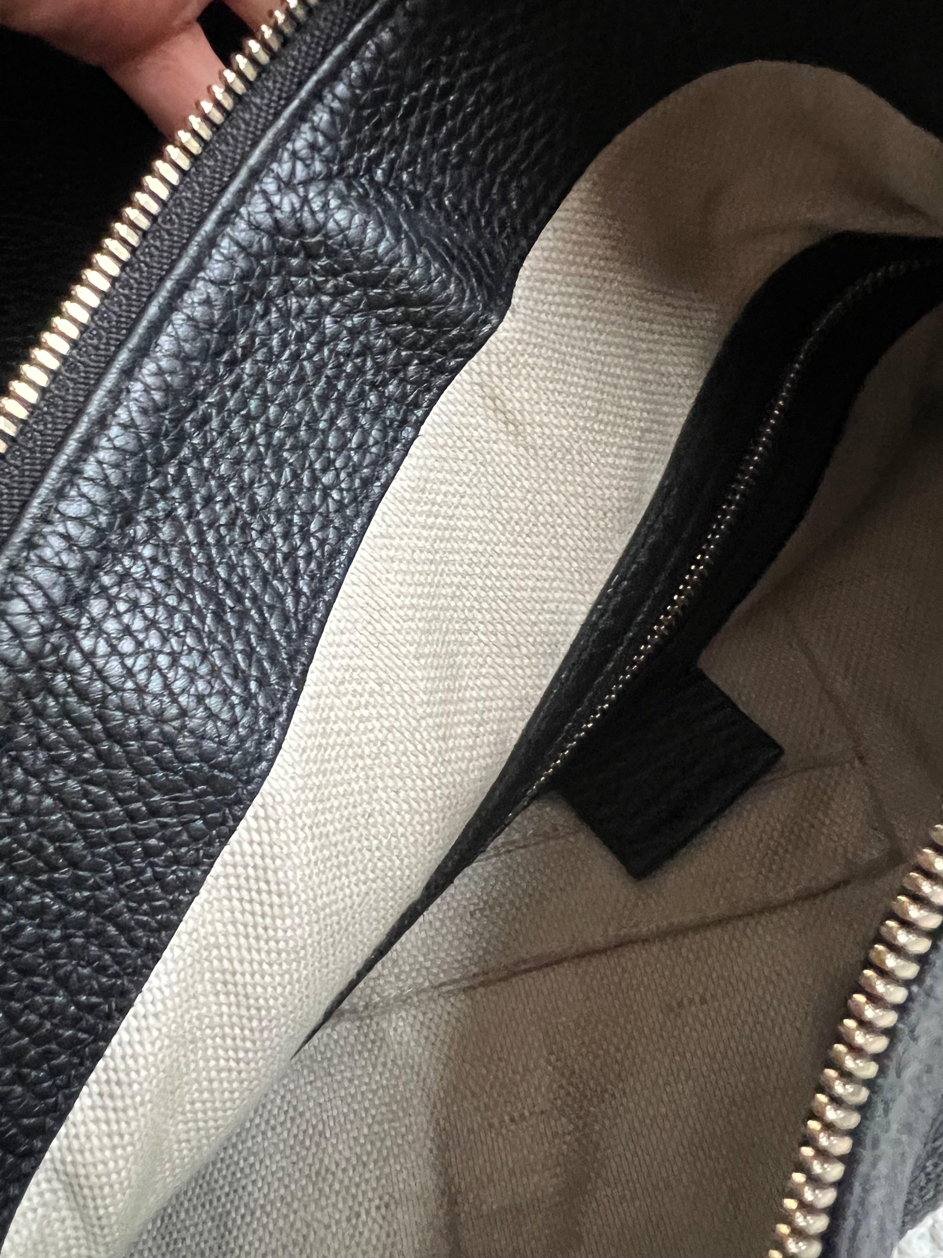 Gucci Soho Large Hobo in Black Pebbled Calfskin