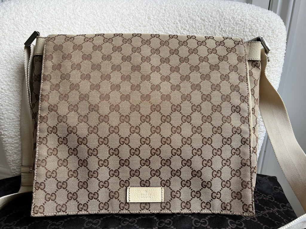 Gucci GG White Beige Canvas Messenger Bag