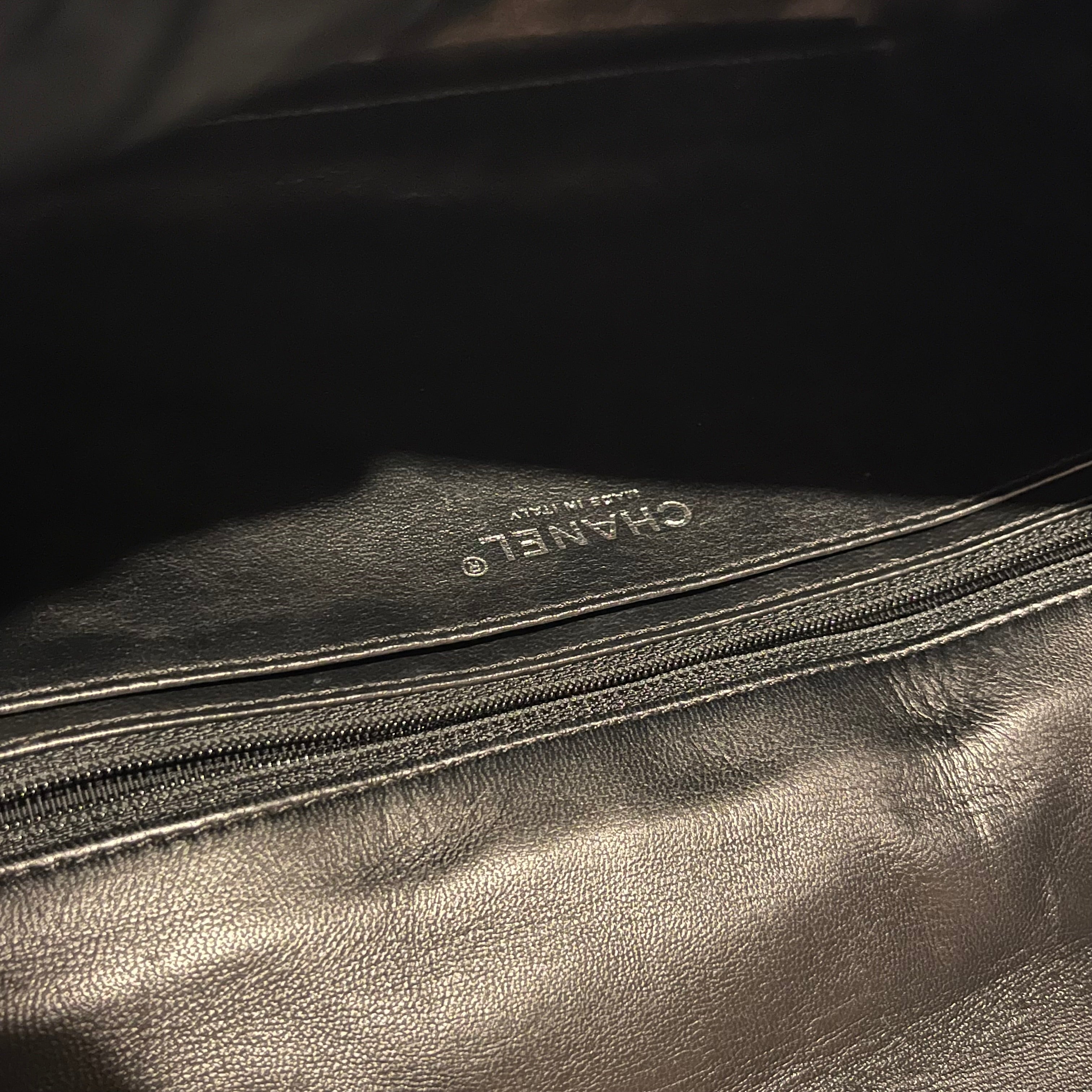 CHANEL Single Flap Black Patent Leather Shoulder Bag