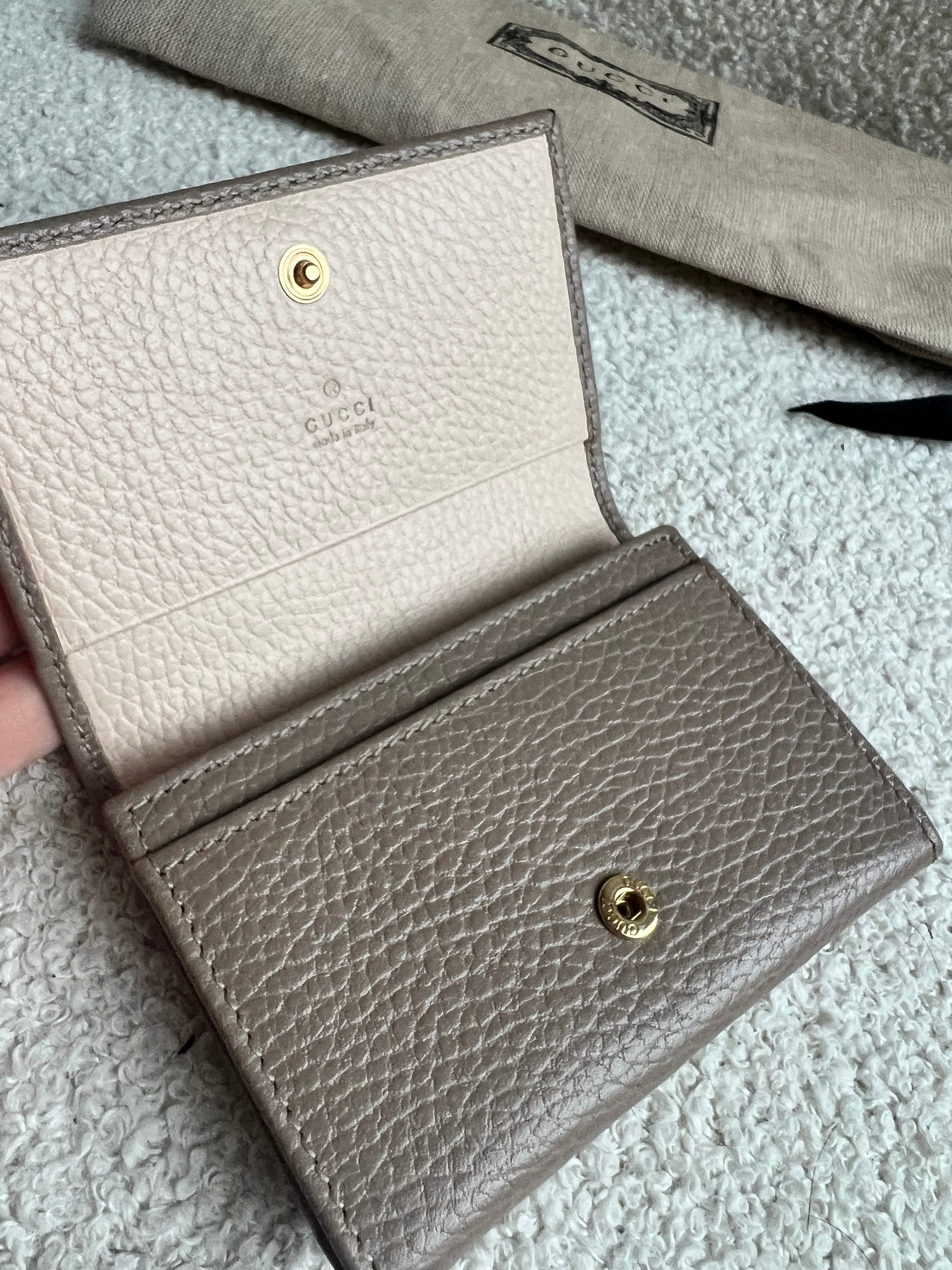 Gucci Beige Marmont Card Holder