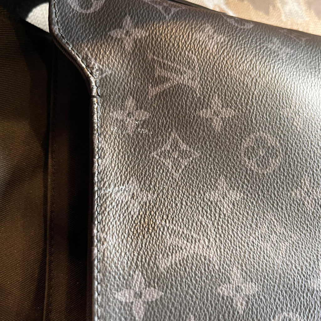 LOUIS VUITTON District MM Black Monogram Eclipse Canvas Crossbody Bag