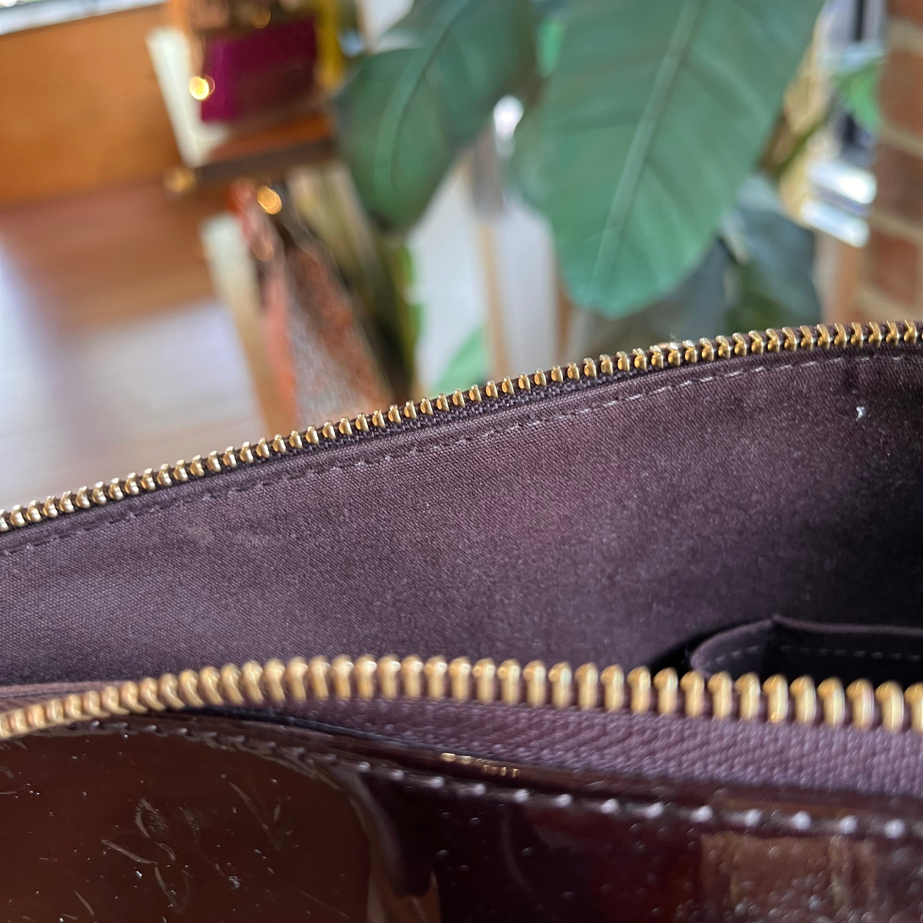 LOUIS VUITTON Bellevue GM Amarante Vernis Monogram Tote Bag