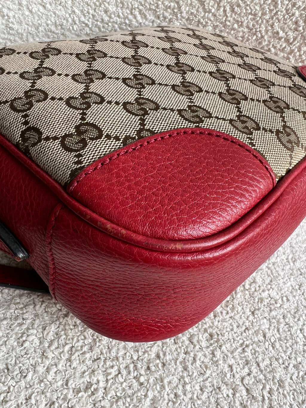 Gucci Bree GG Canvas Red Small Messenger Bag