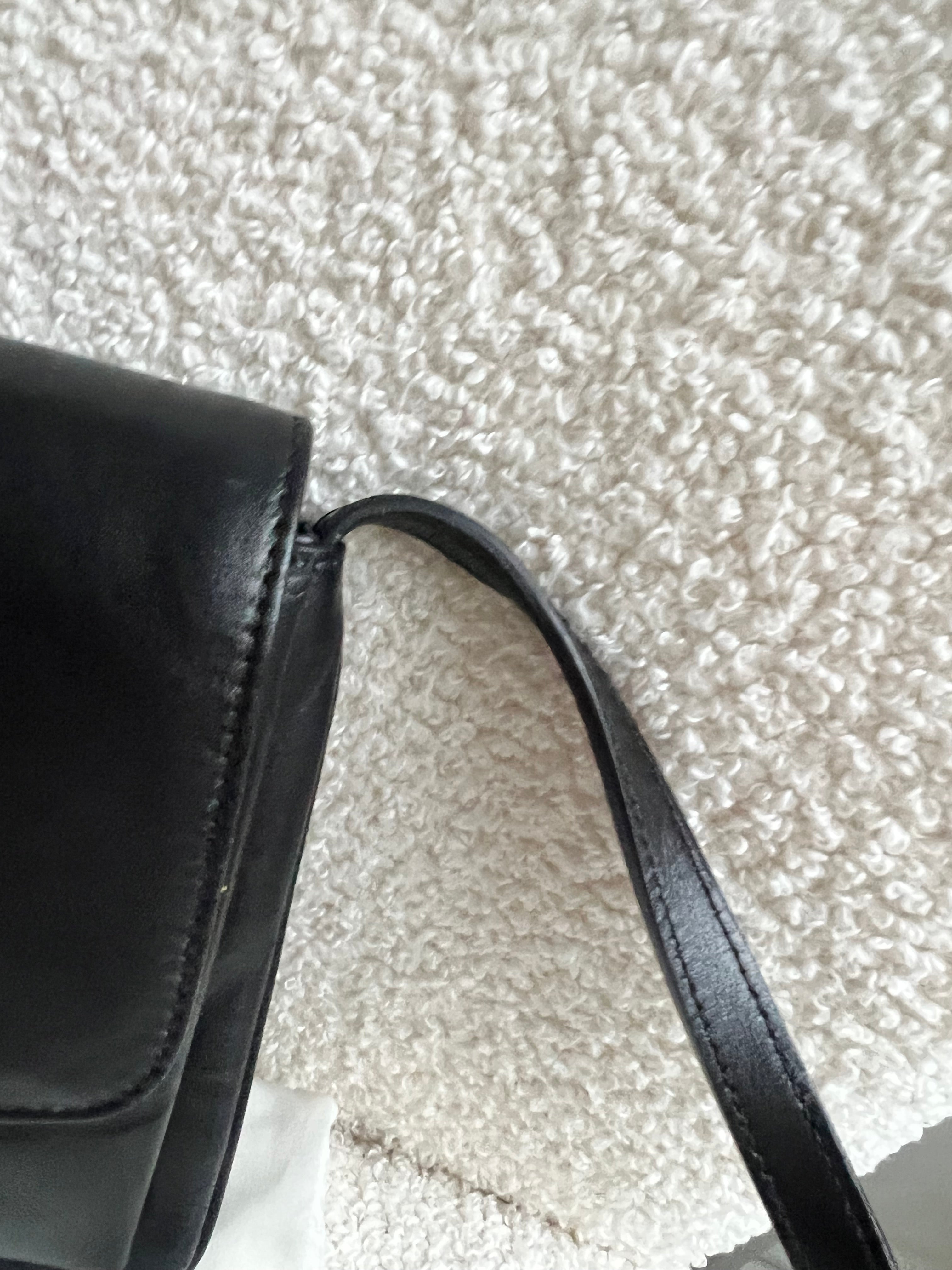 Gucci Black Small Arli Shoulder Bag