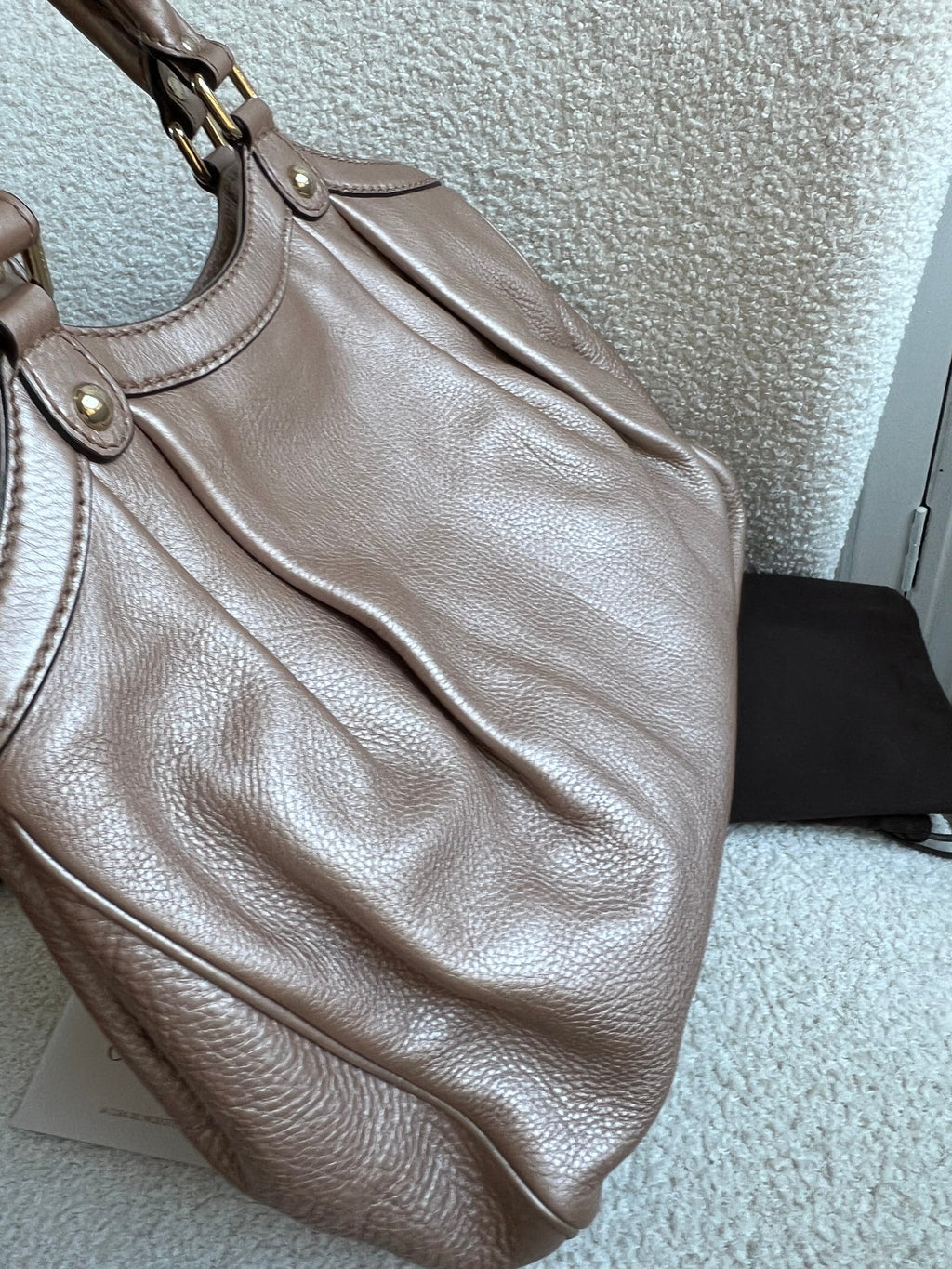Gucci Winter Rose Leather Medium Sukey Tote Bag