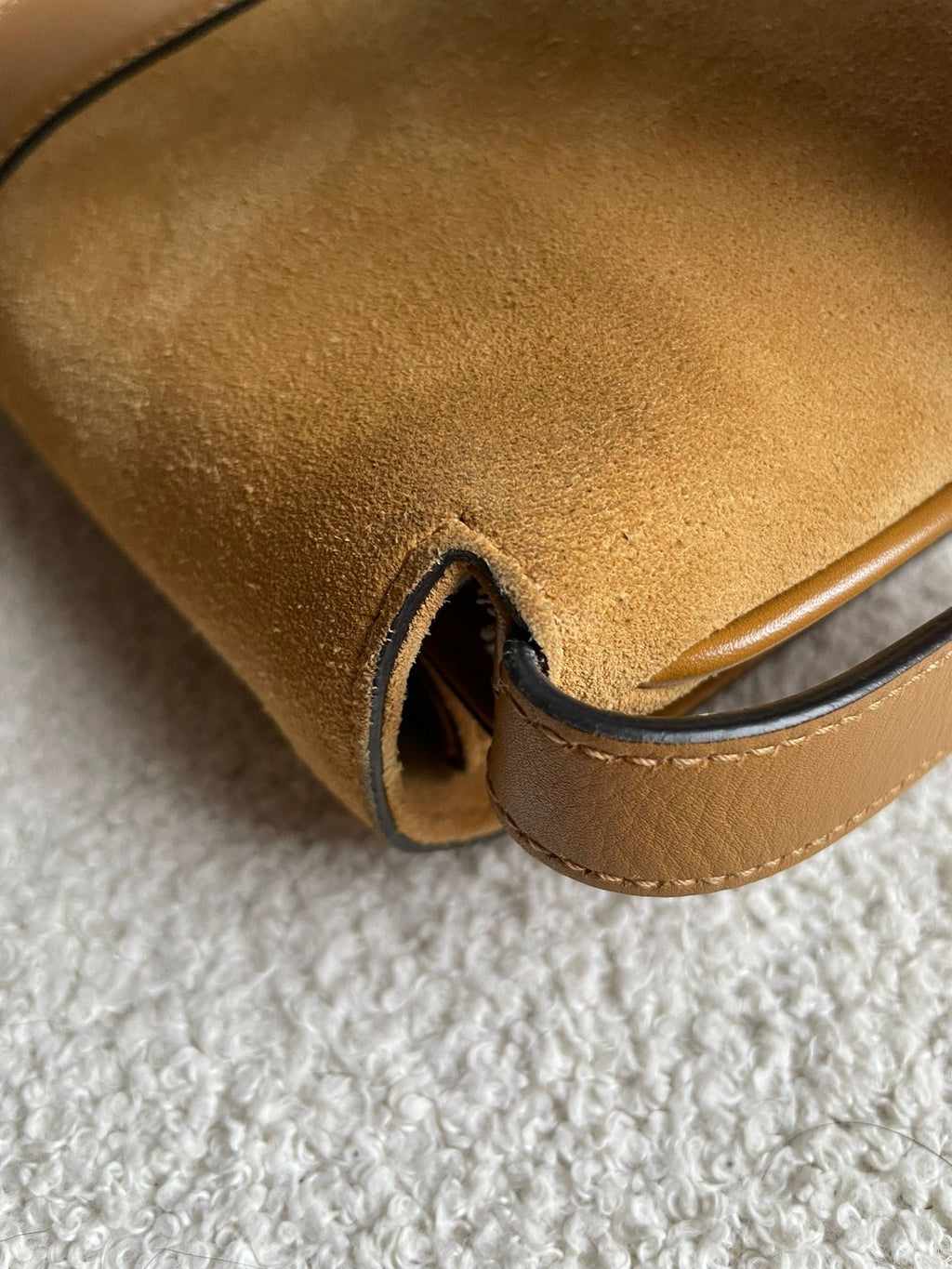 Gucci Arli Shoulder Bag