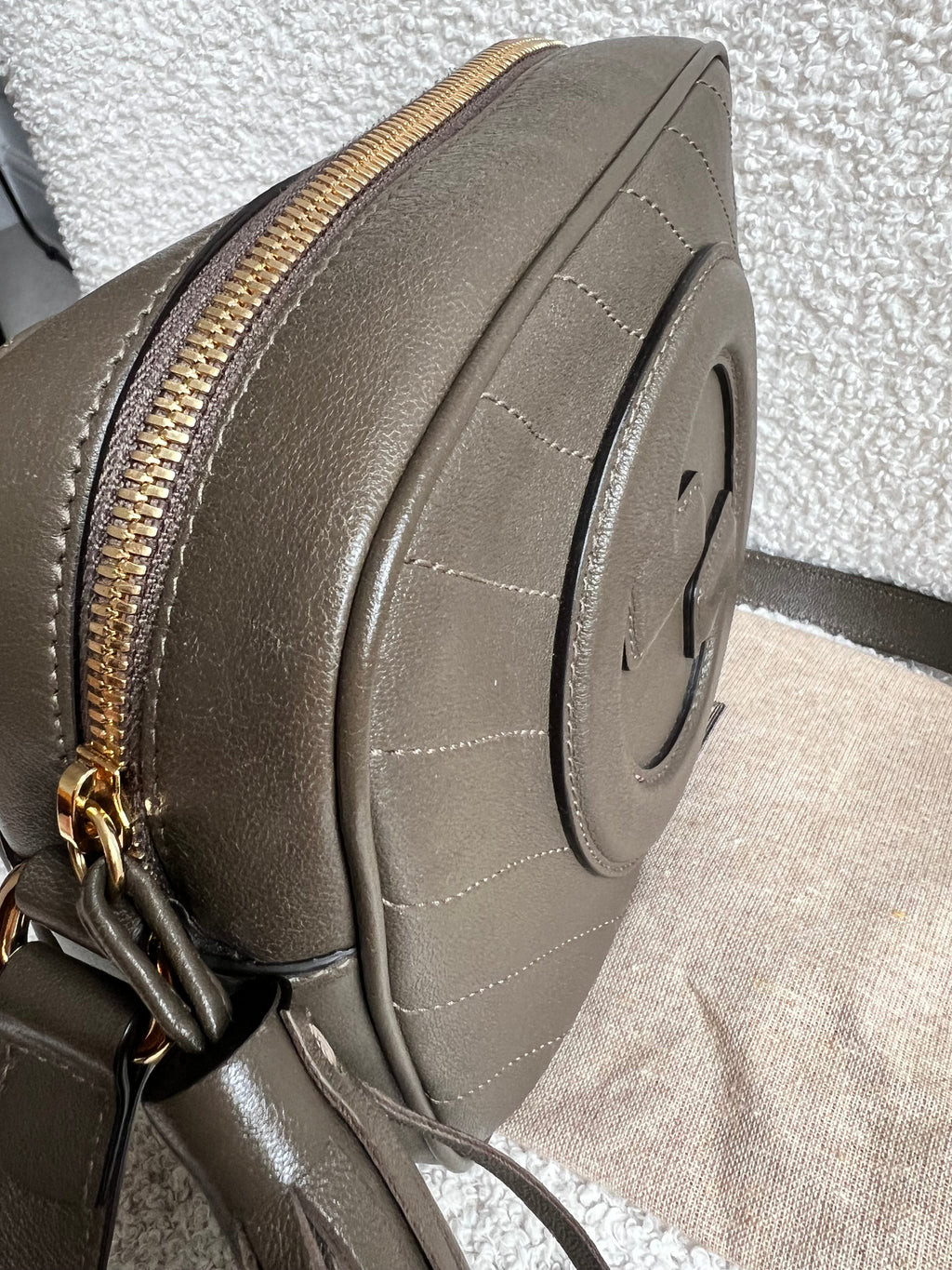 Gucci Khaki Small Blondie Shoulder Bag (RRP £1380)