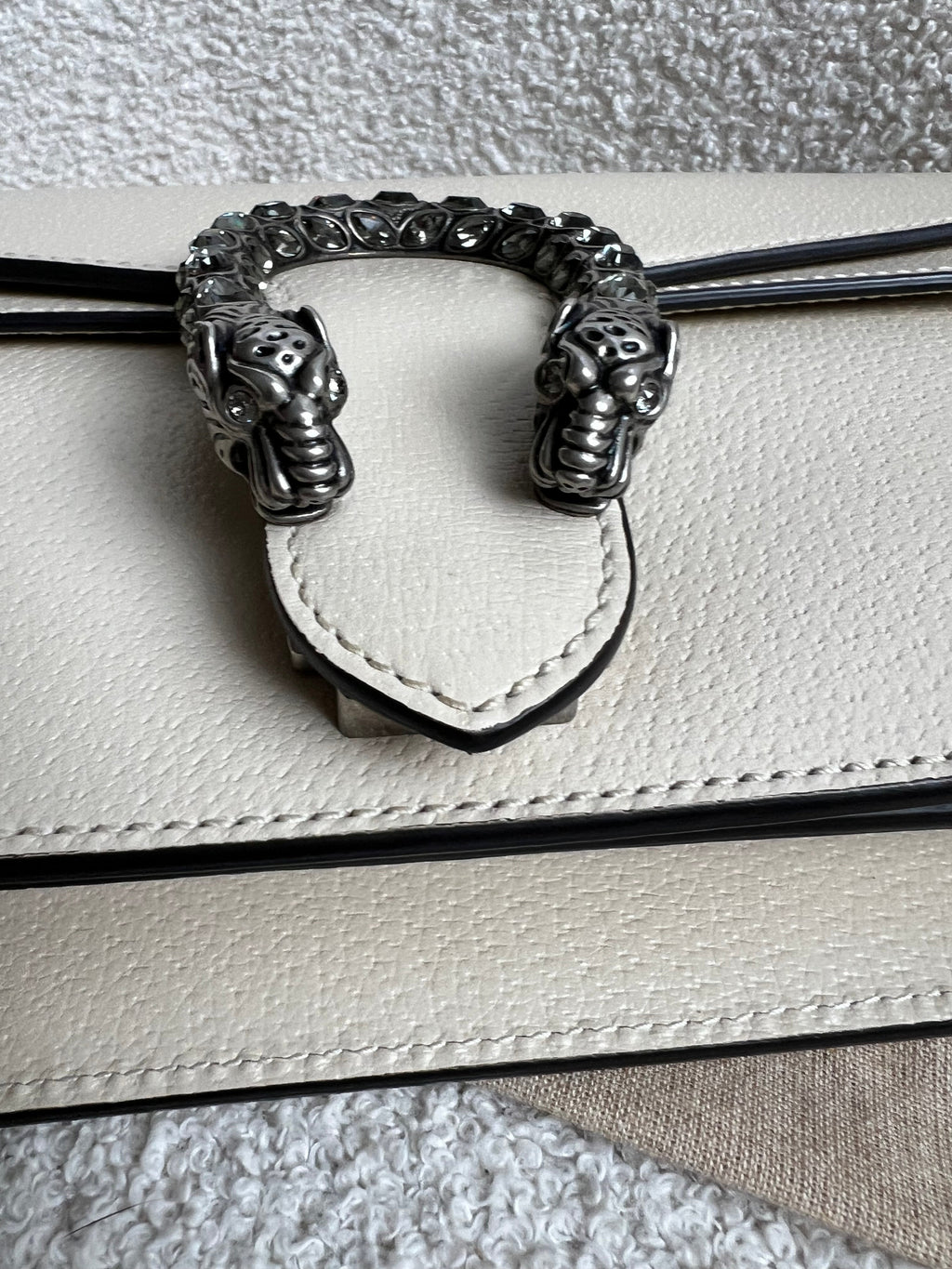 Gucci Dionysus GG White Small Shoulder Bag (RRP £2,670)