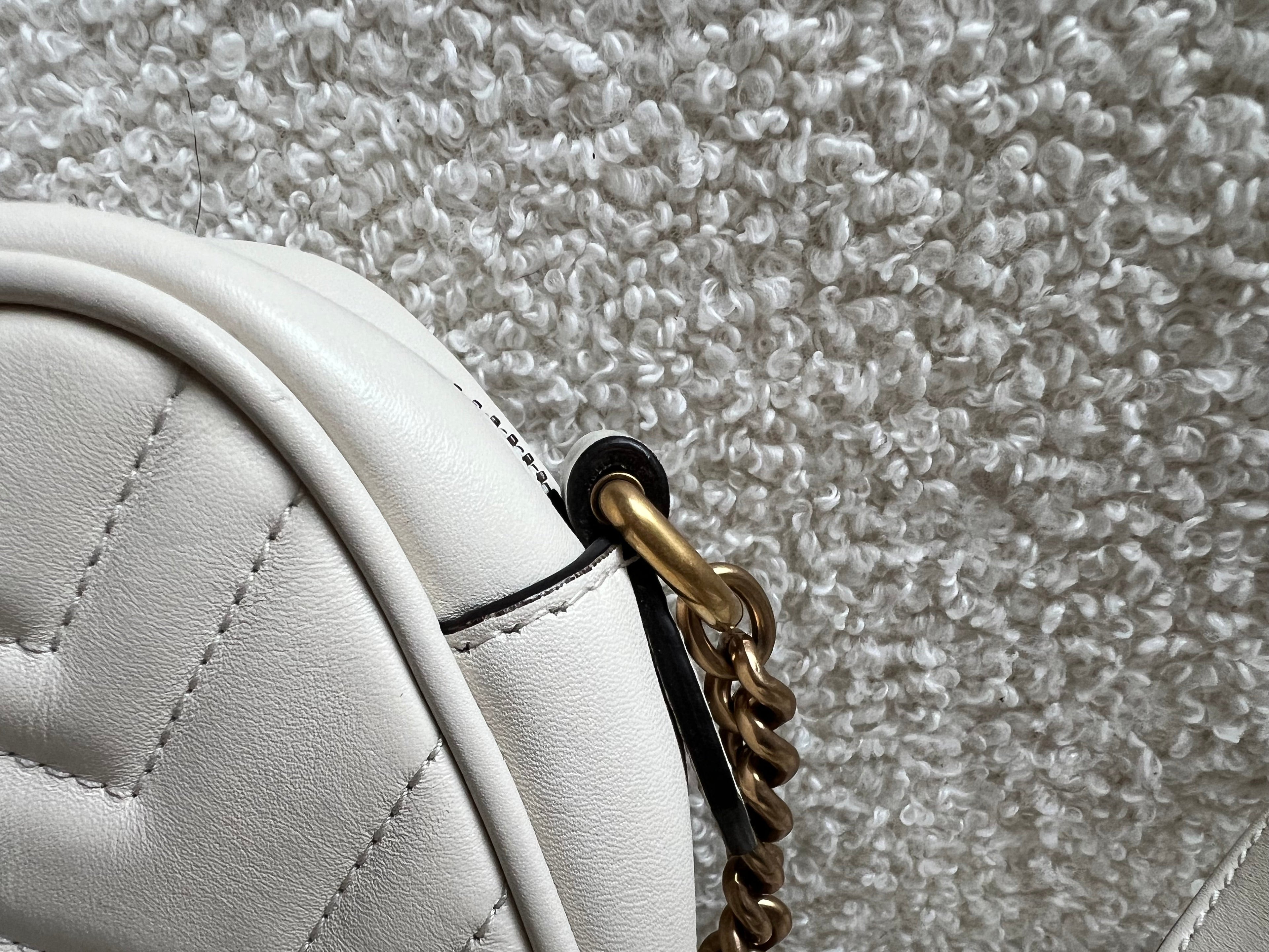 Gucci GG White Marmont Mini Shoulder Bag (RRP £1,360)