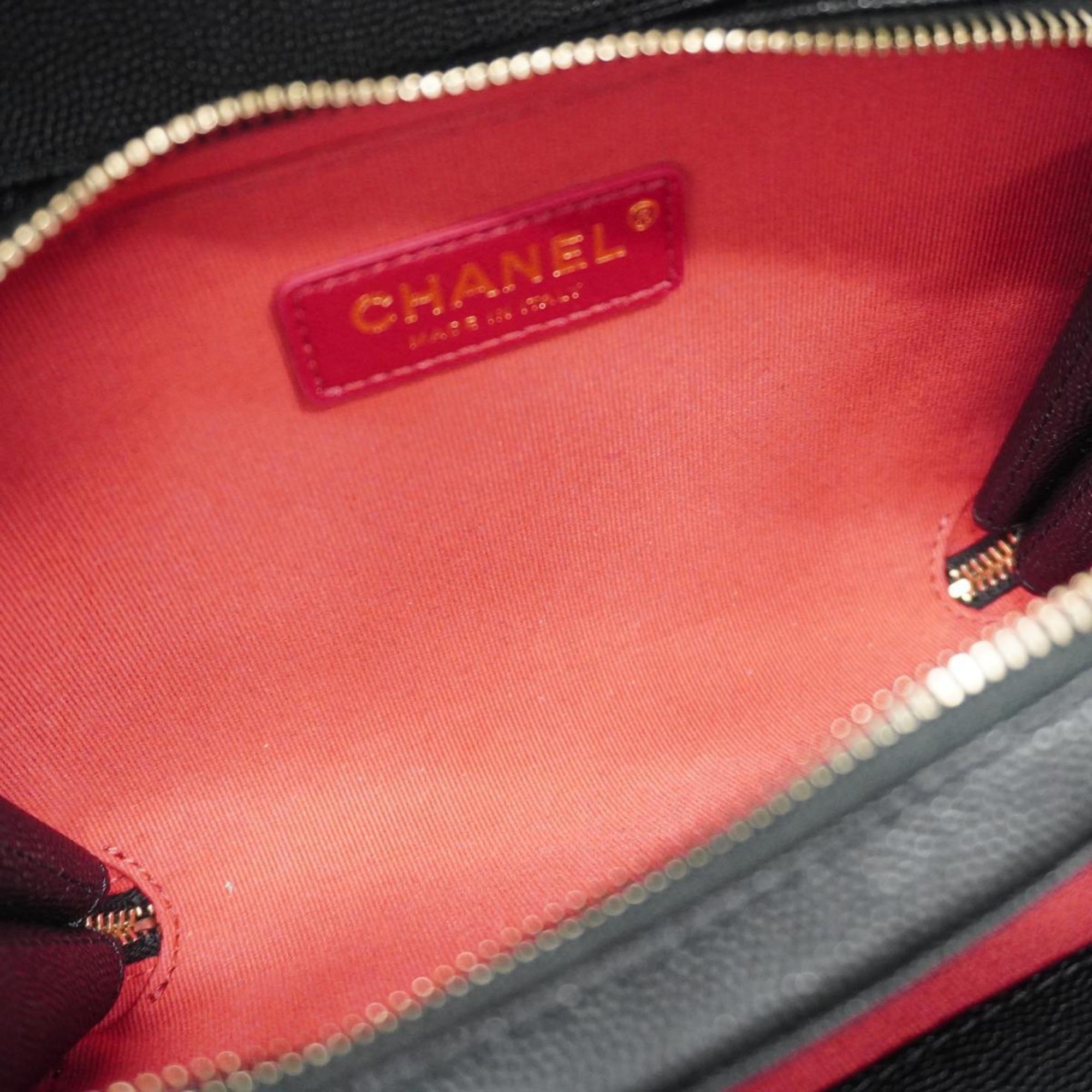 Chanel Chanel Matelassé Cuir Noir Black Leather Black Leather Shoulder Bag Bag (Pre-Owned)