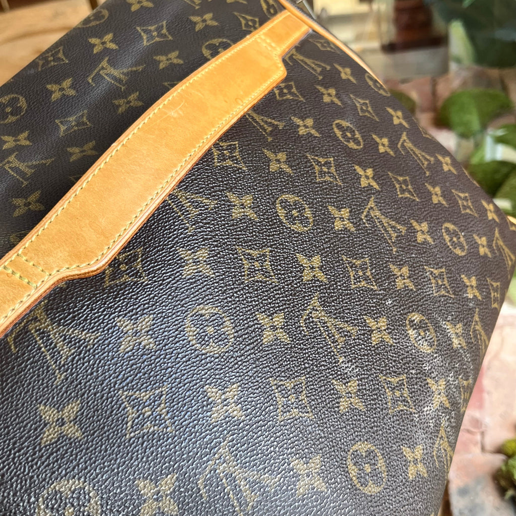 LOUIS VUITTON Abbesses Brown Monogram Canvas Messenger Bag