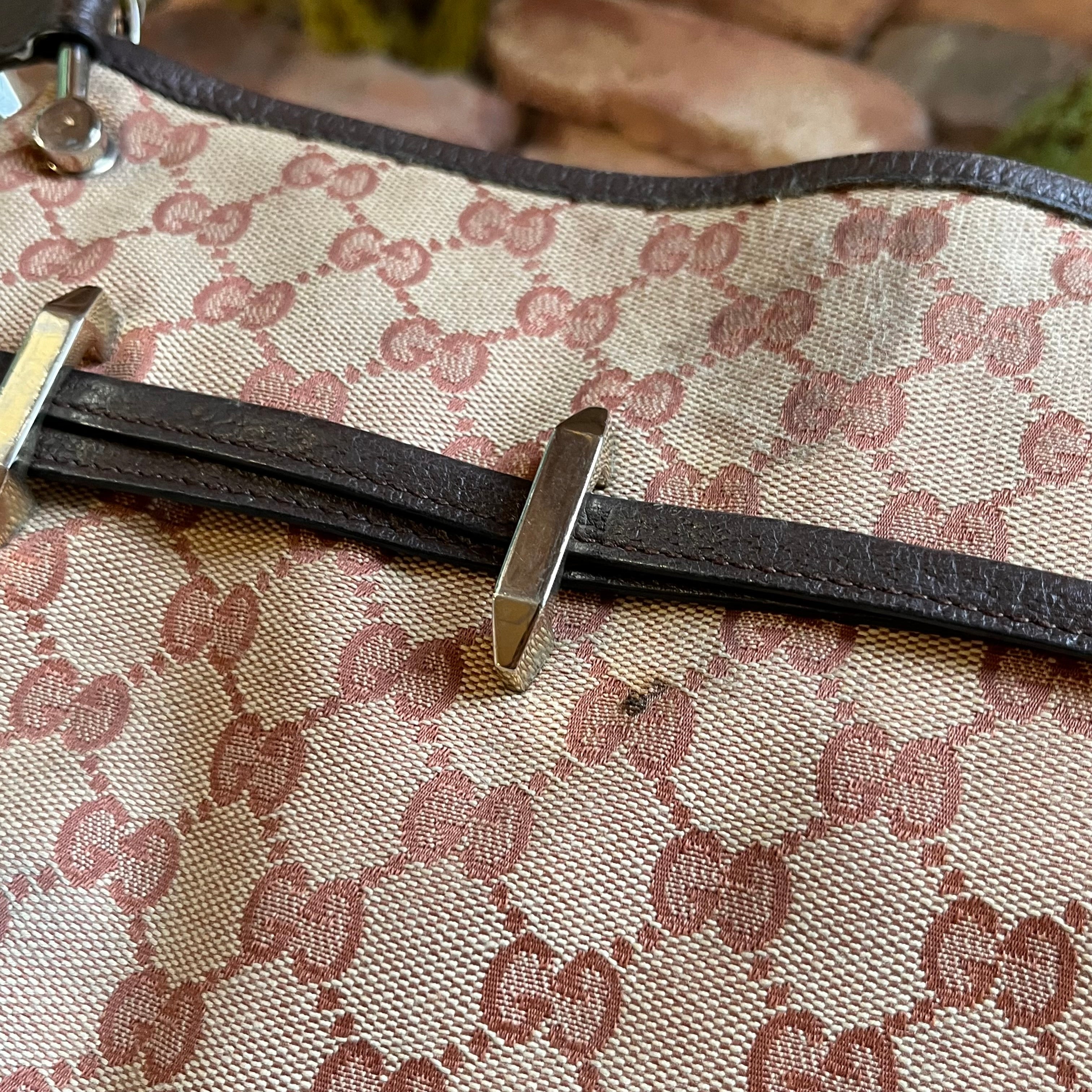 GUCCI Horsebit 1955 Messenger Maroon Gg Monogram Canvas Crossbody Bag