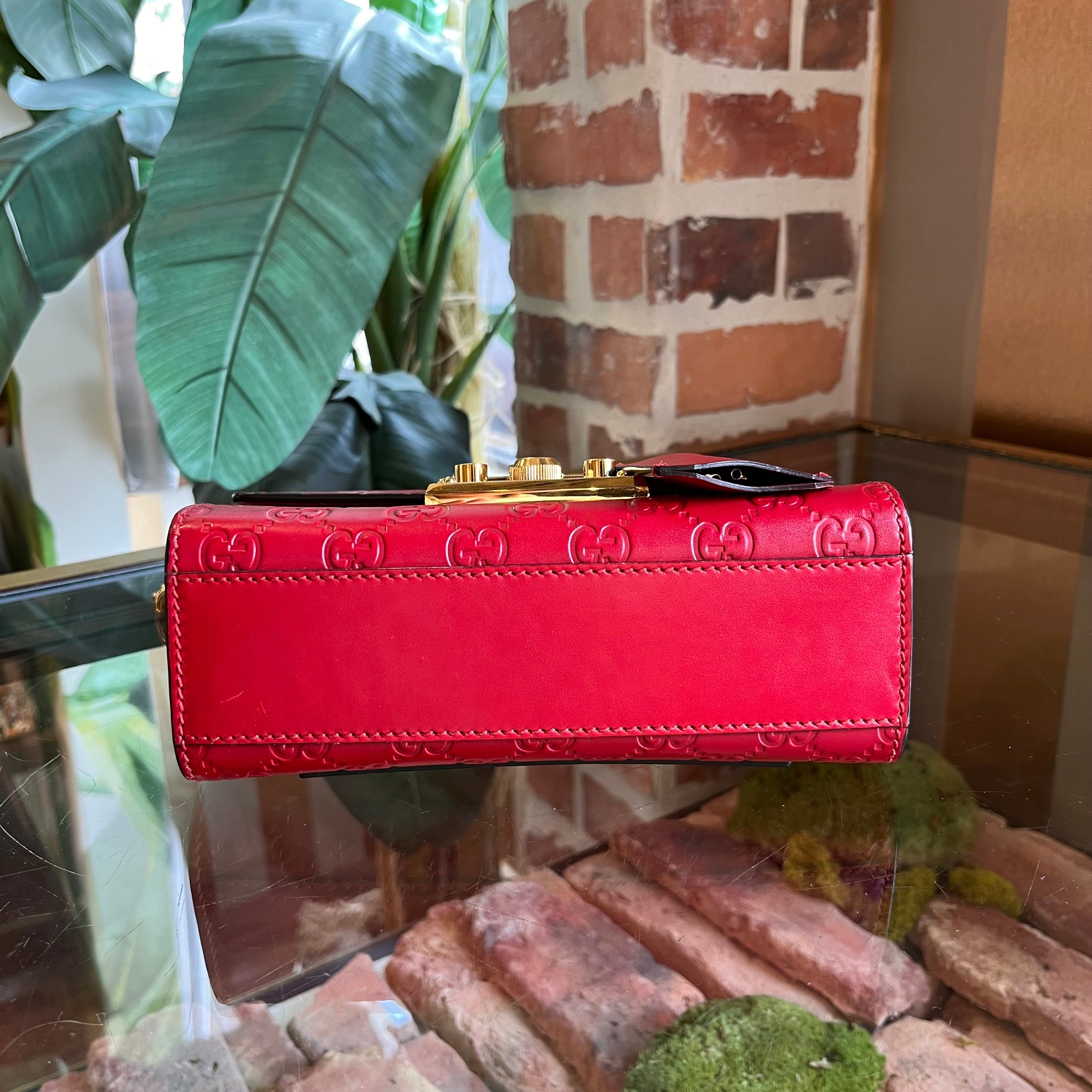 GUCCI Padlock Medium Red Guccissima Leather Shoulder Bag