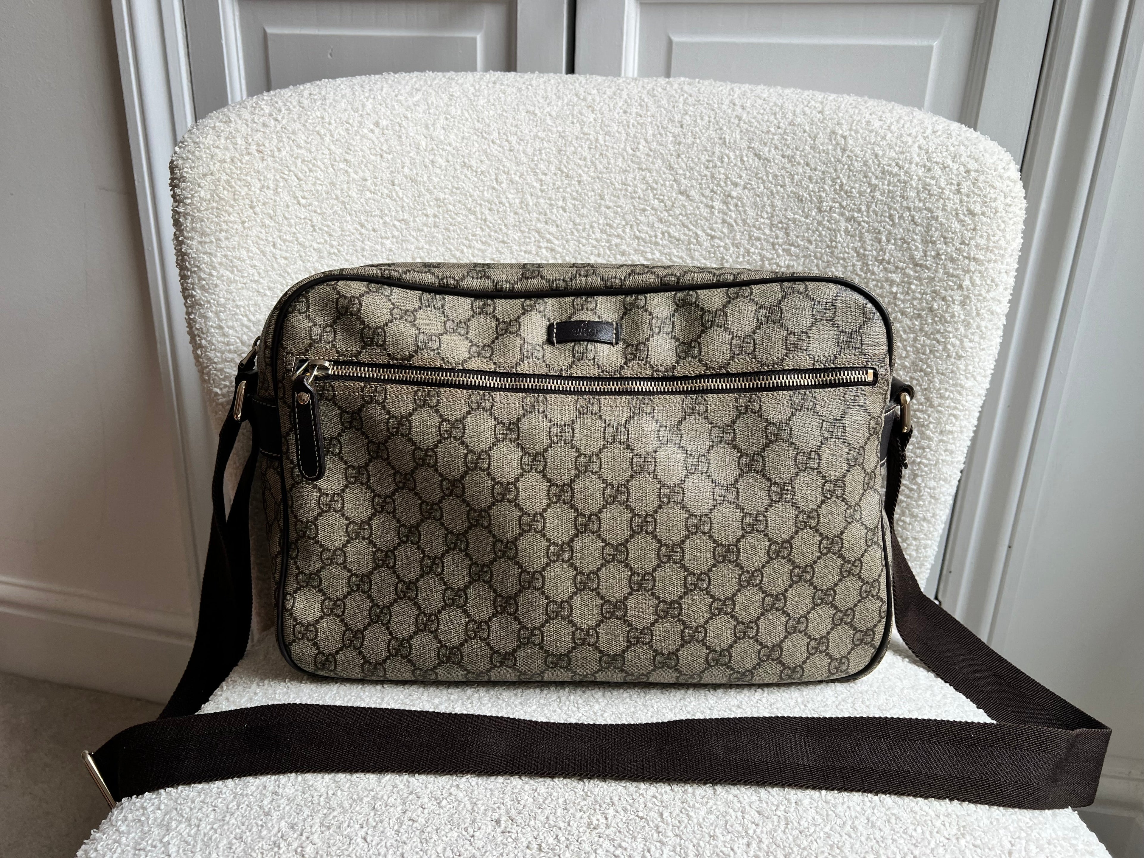 Gucci GG Supreme Canvas Shoulder Bag