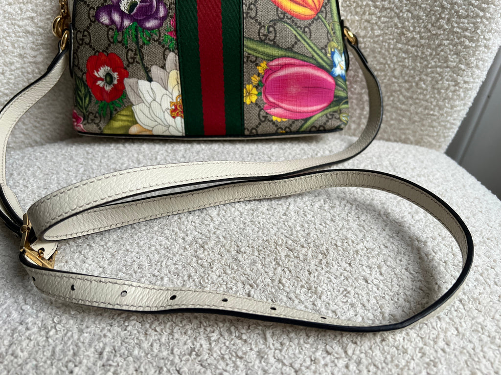 Gucci White Flora Supreme Rounded Top Shoulder Bag (RRP £1,080)