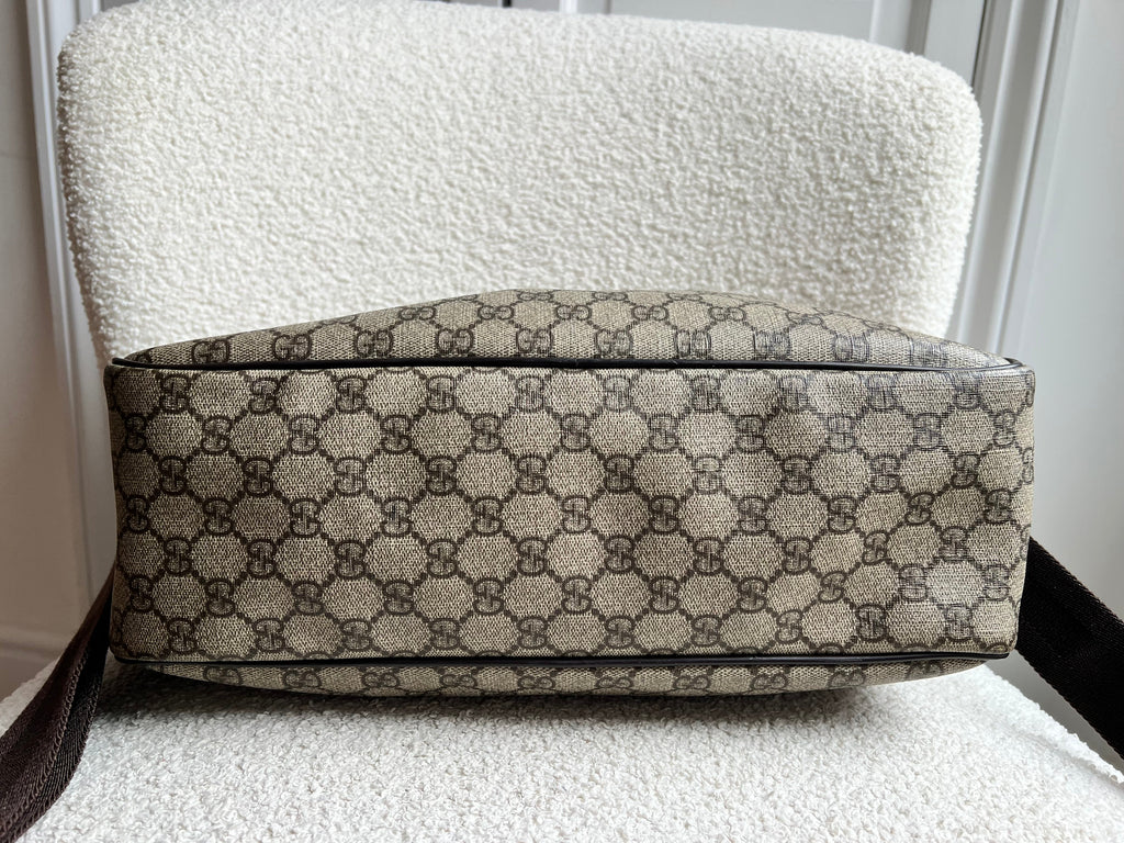 Gucci GG Supreme Canvas Shoulder Bag
