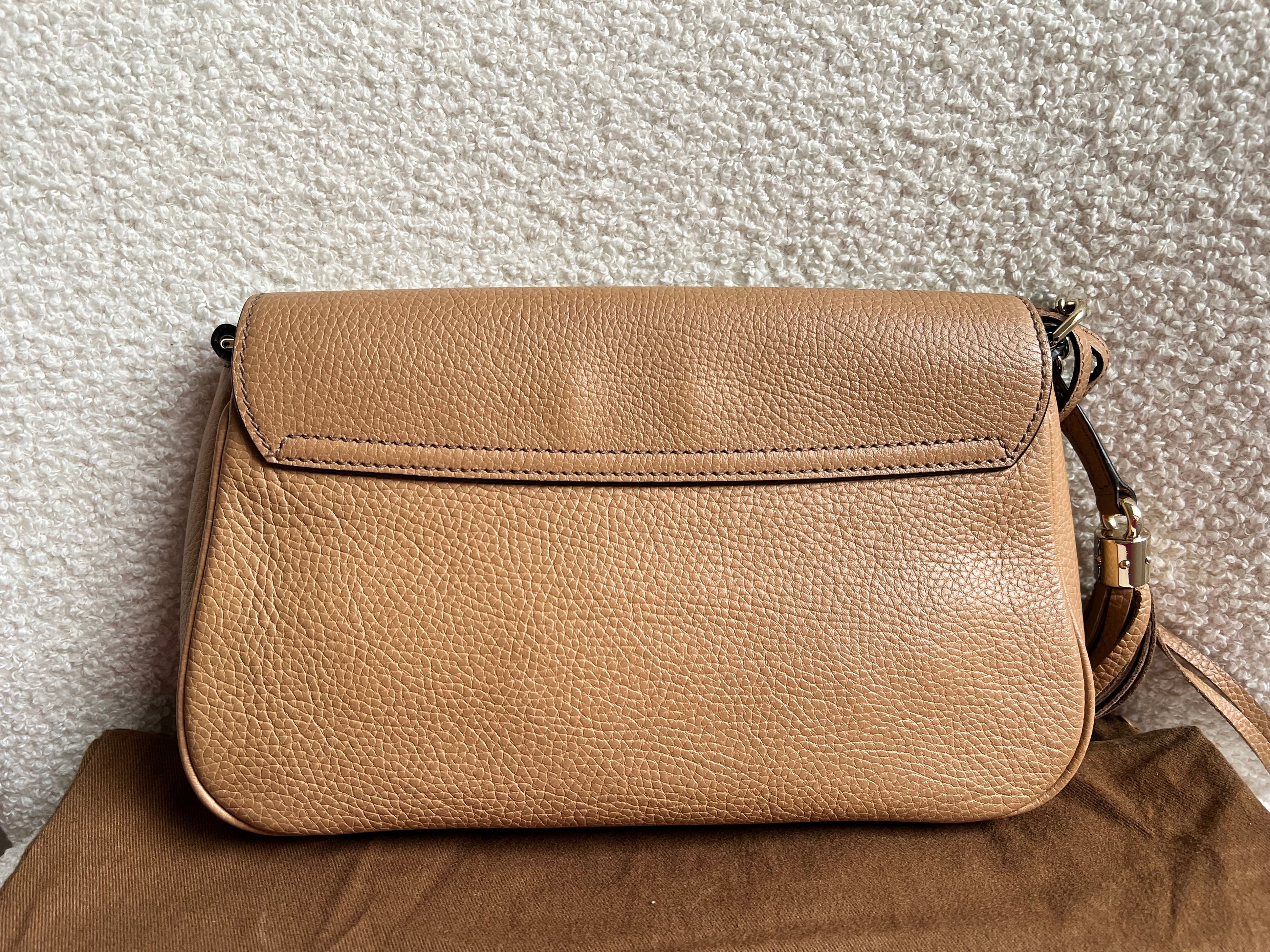 Gucci Beige Soho Chain Crossbody Flap Bag