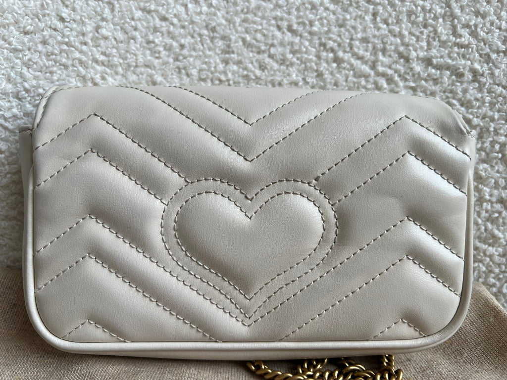 Gucci GG White Marmont Super Mini Shoulder Bag (RRP £985)