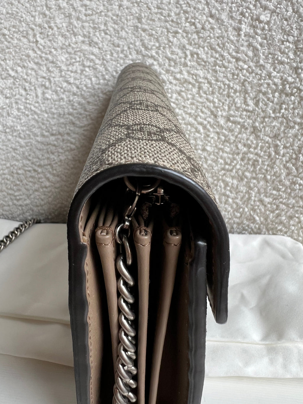 Gucci Dionysus GG Supreme Chain Wallet (RRP £1400)