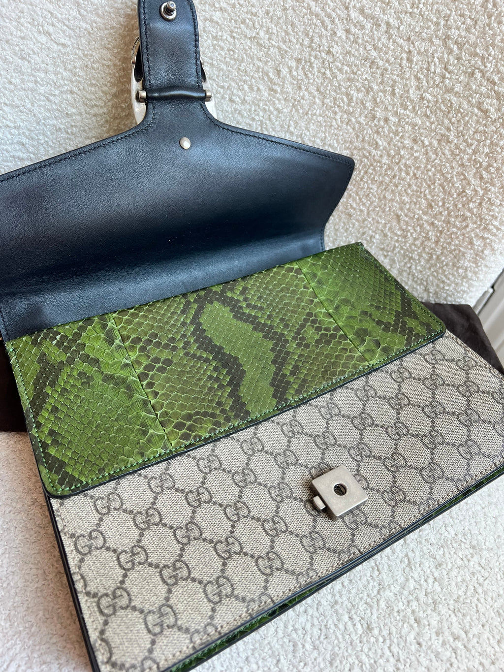 Gucci Dionysus GG Supreme Medium Shoulder Bag (RRP £2,450)