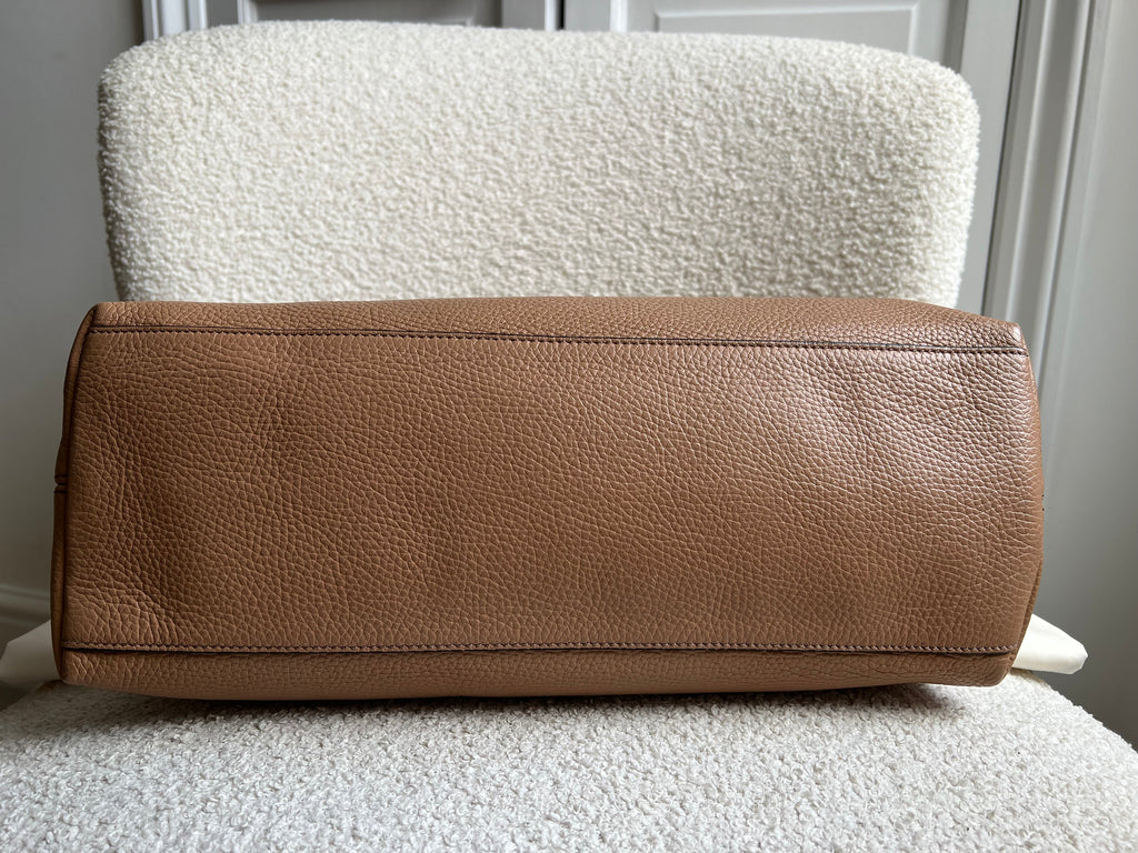 Gucci Rose Beige Soho Chain Tote (RRP £1350)