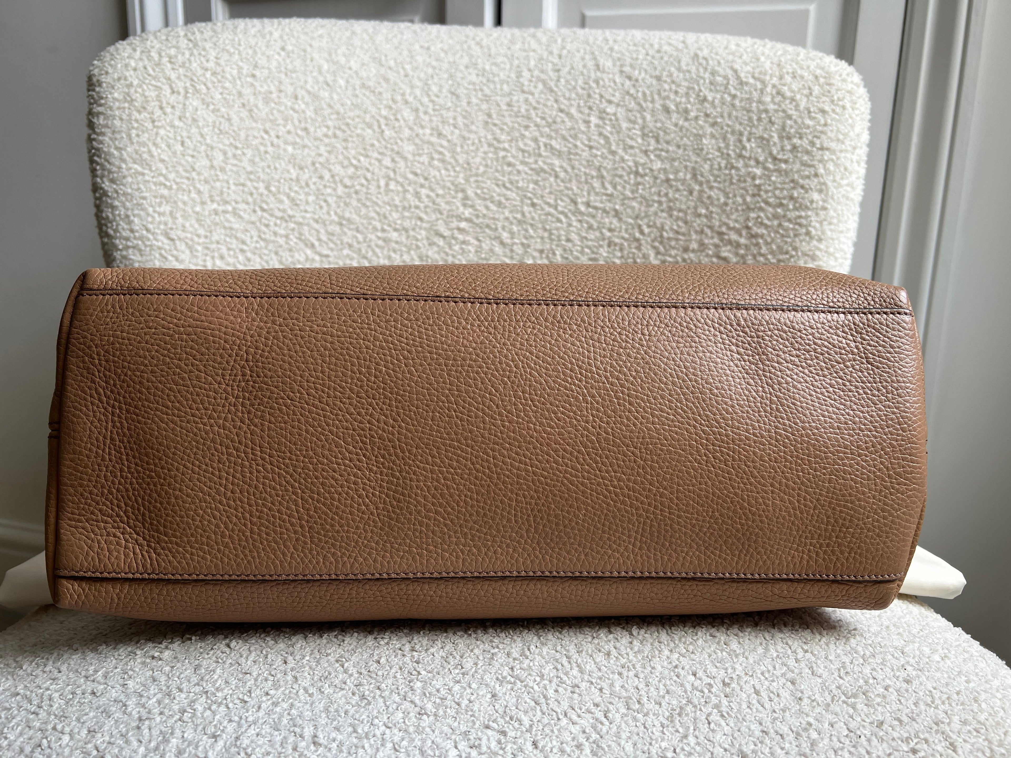 Gucci Rose Beige Soho Chain Tote (RRP £1350)