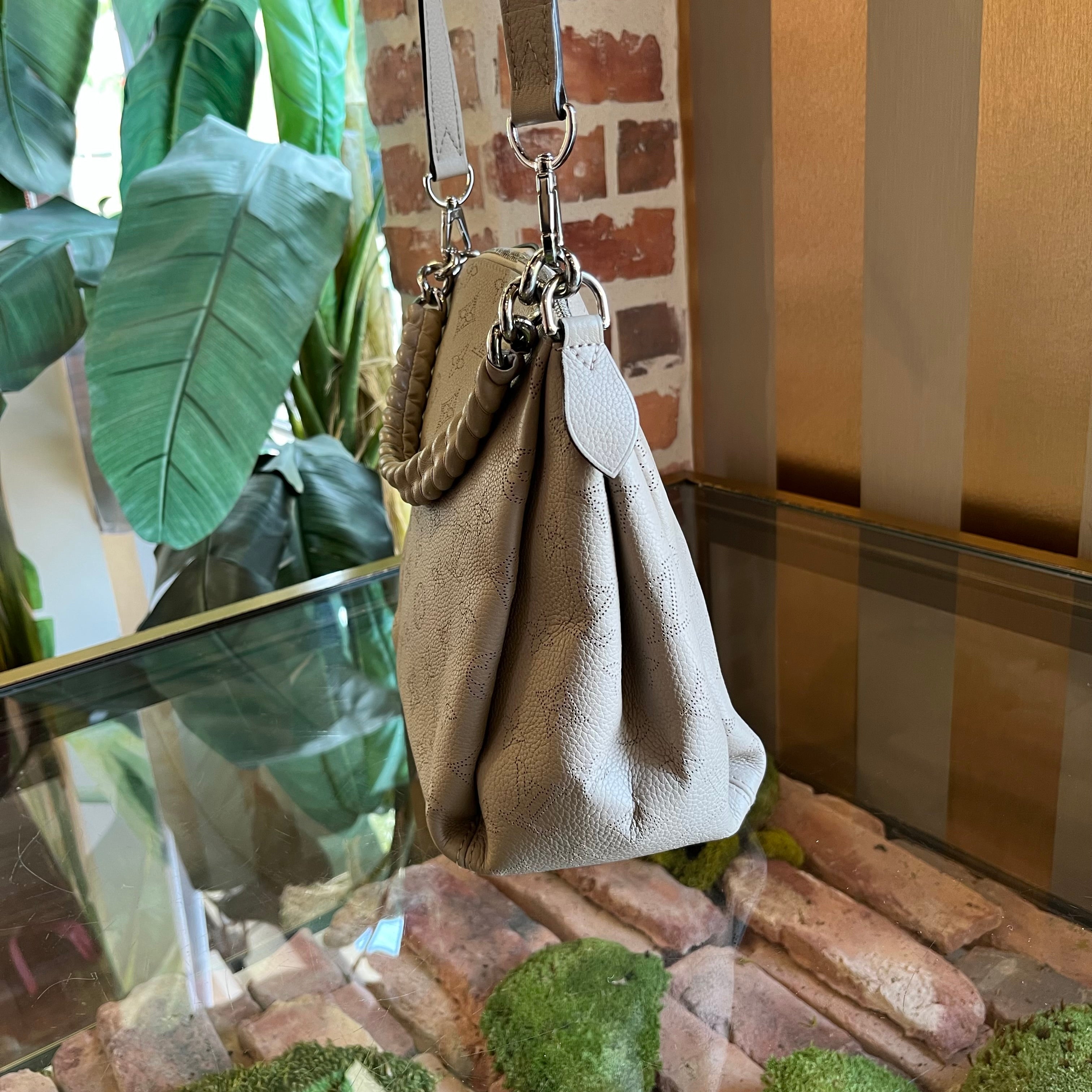 LOUIS VUITTON Babylone Chain BB Galet Monogram Mahina Leather Tote Bag