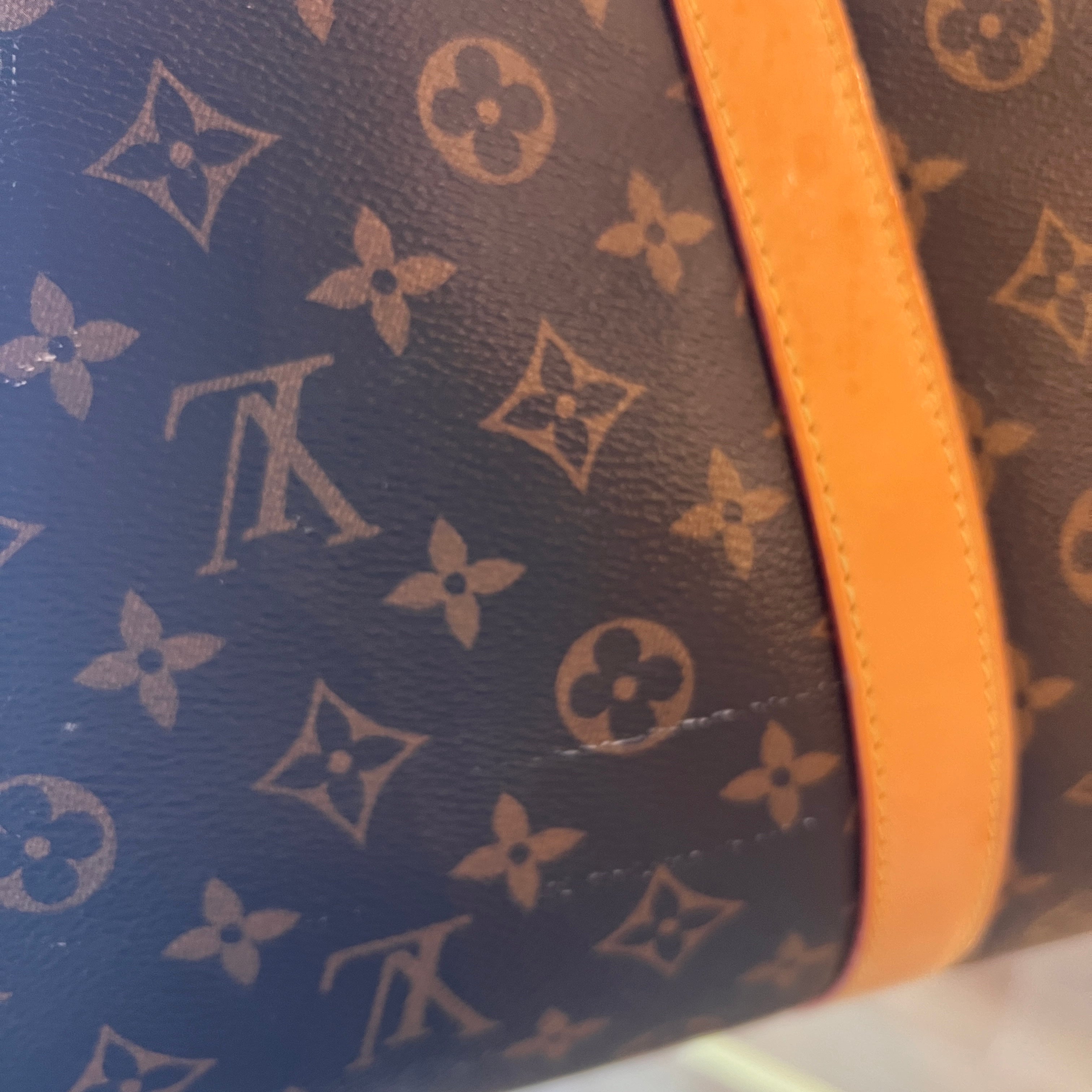 LOUIS VUITTON Monogram Keepall 60