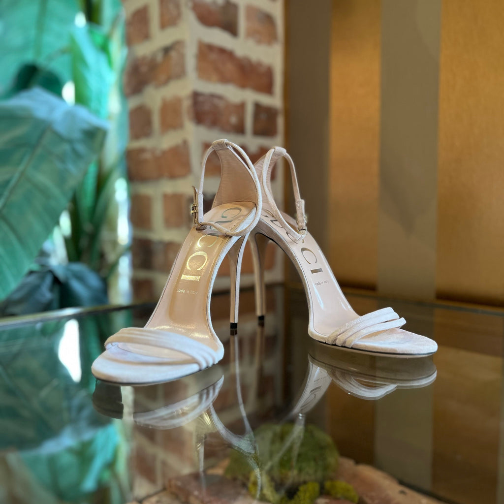 GUCCI Light Pink Suede Stilettos SZ 40 (US 10)