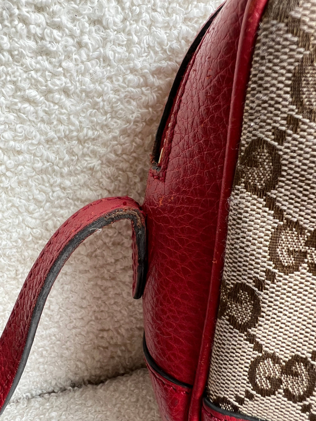 Gucci Bree GG Canvas Red Small Messenger Bag