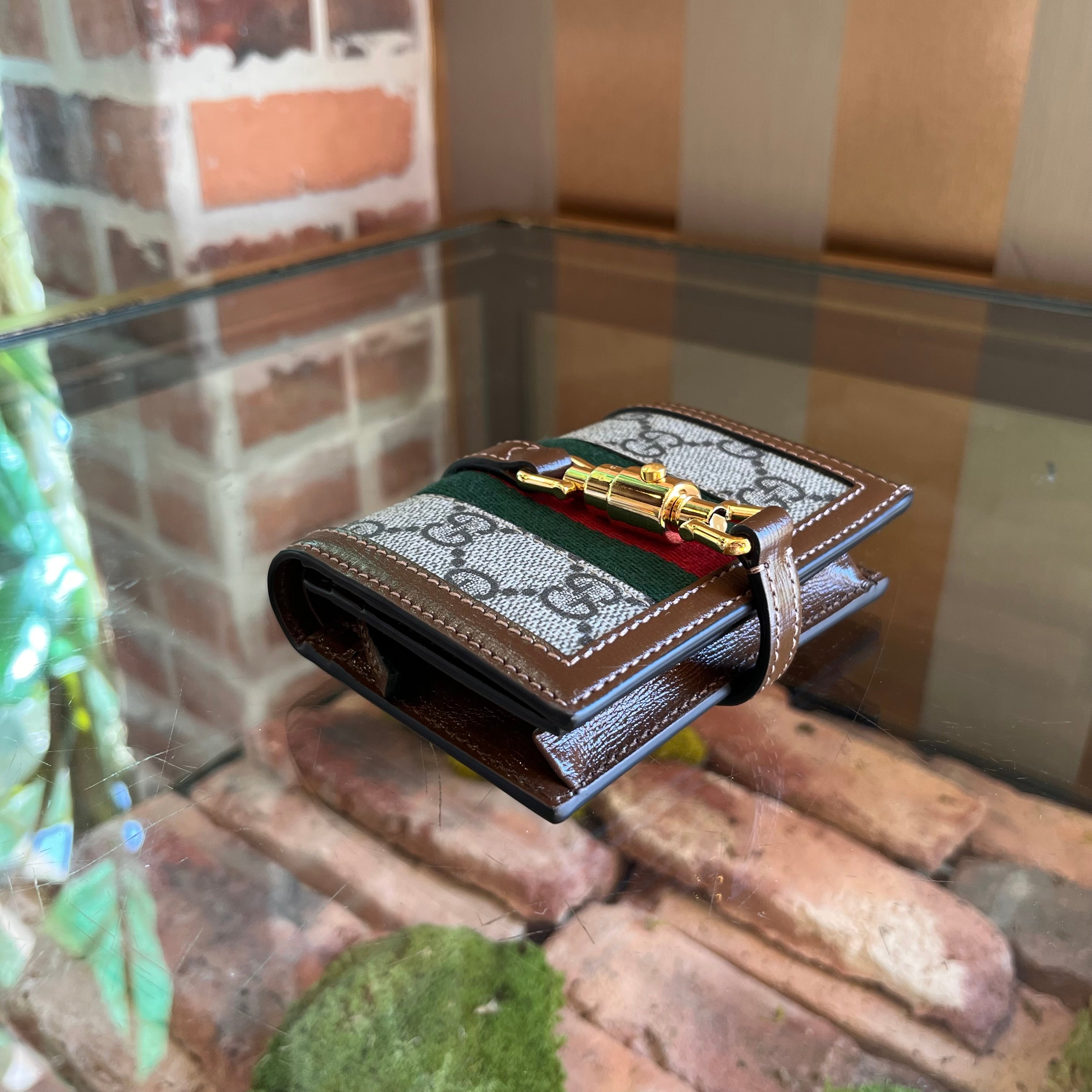 GUCCI GG Supreme Coated Canvas Piston Lock Ophidia Wallet
