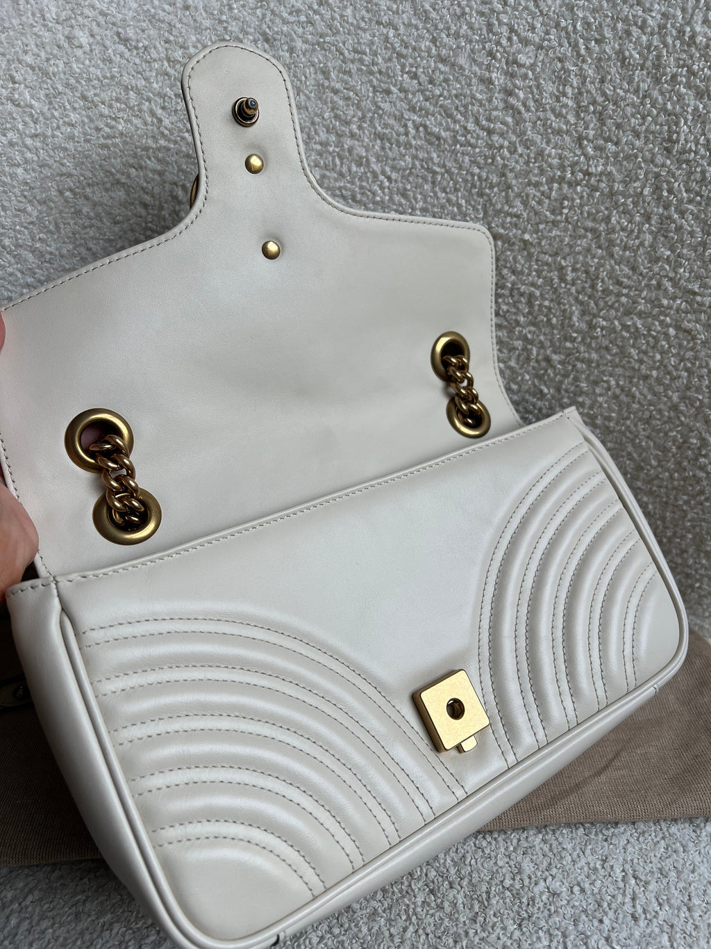 Gucci GG White Marmont Small Shoulder Bag (RRP £1890)