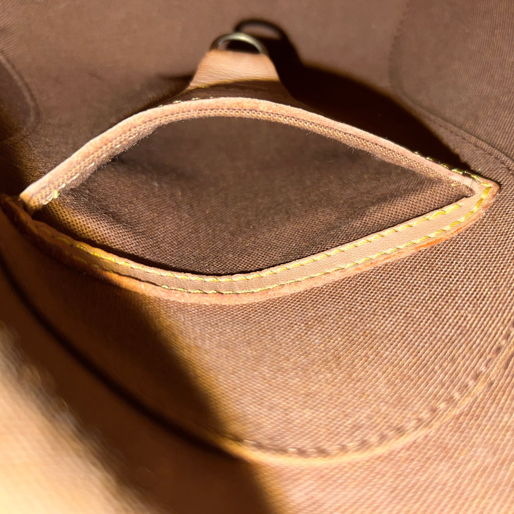 LOUIS VUITTON Monogram Ellipse PM