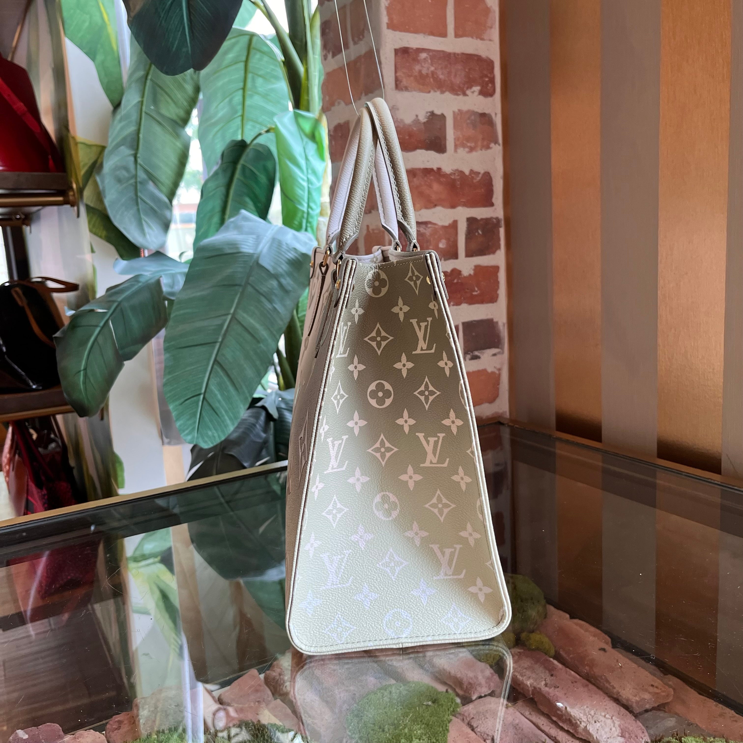 LOUIS VUITTON OnTheGo MM Sunset Kaki Spring in the City Monogram Canvas Tote