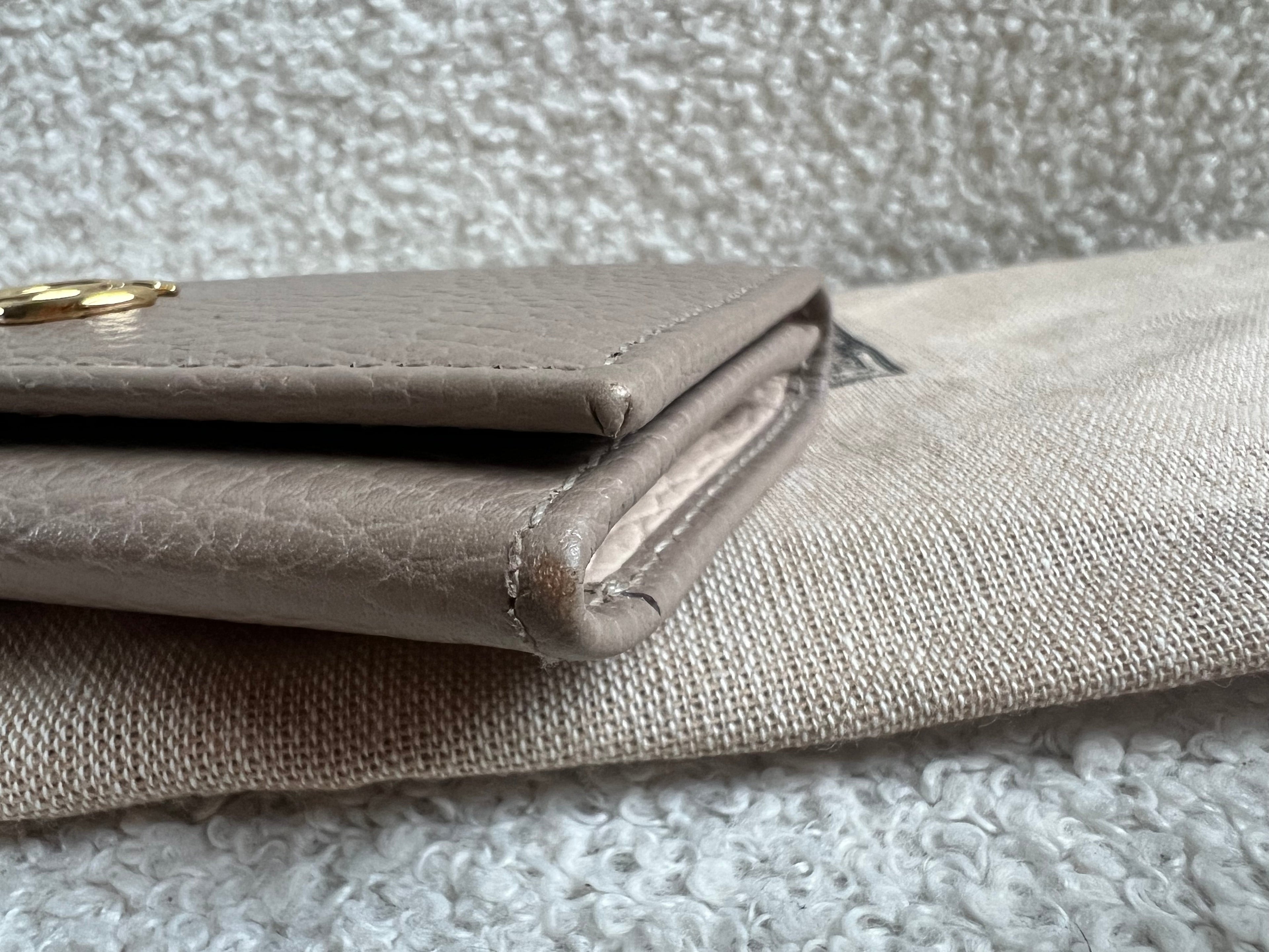 Gucci Beige Marmont Card Holder
