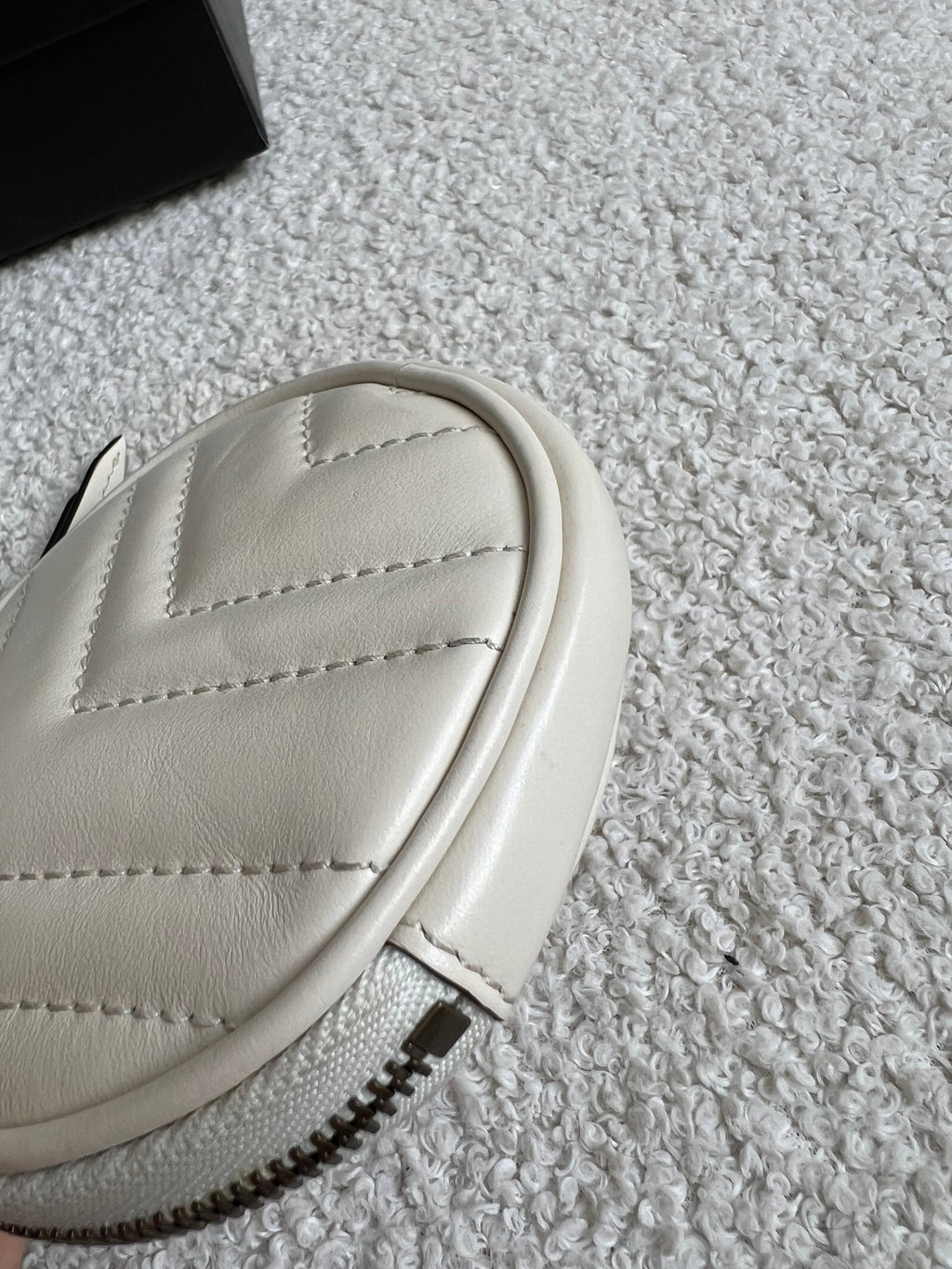 Gucci White GG Marmont Coin Pouch on Strap (RRP £395)