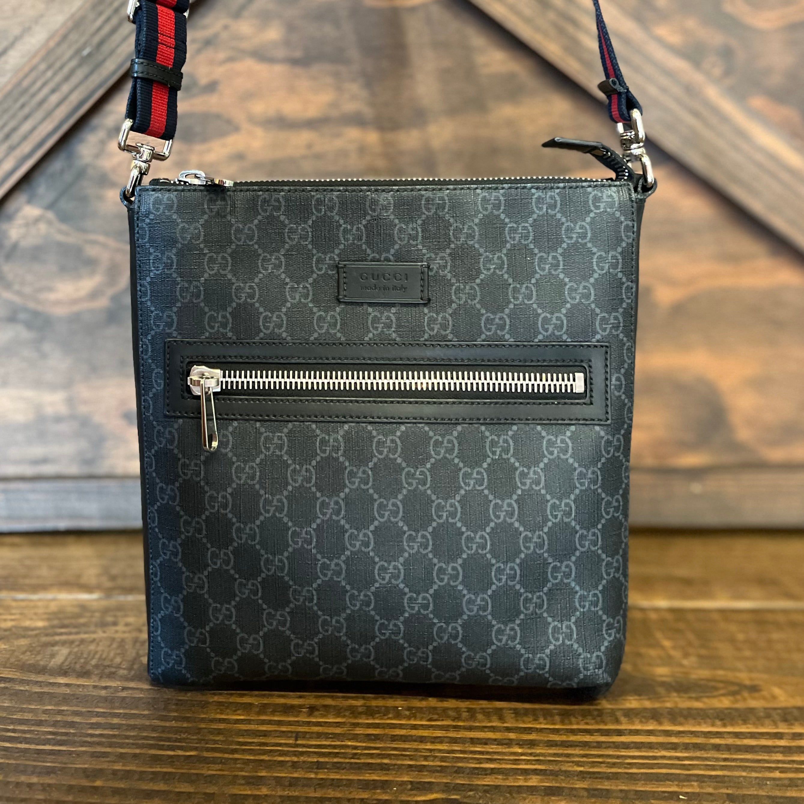 GUCCI Black GG Supreme Monogram Canvas Crossbody Bag